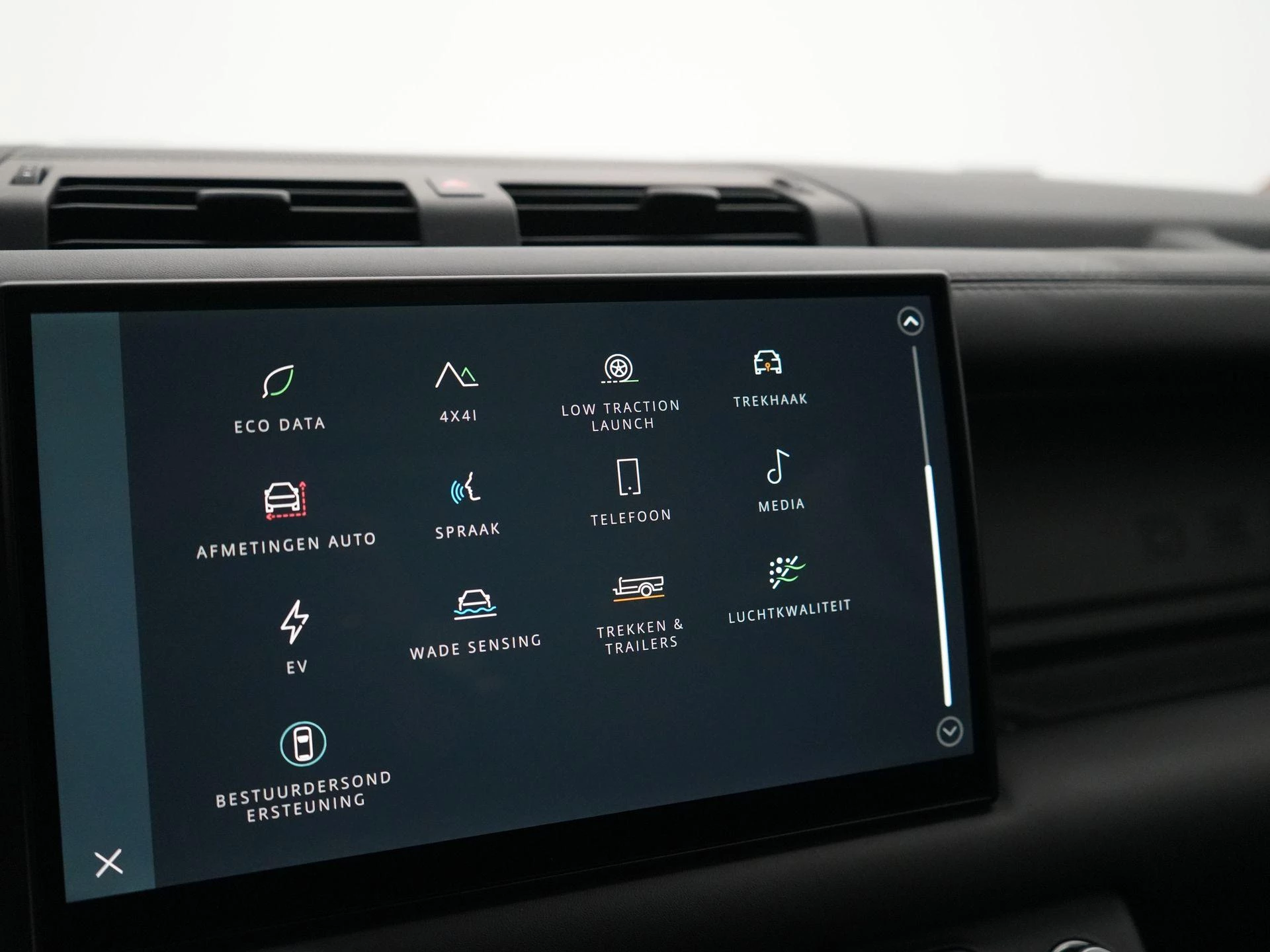 Land Rover-Defender-image-20