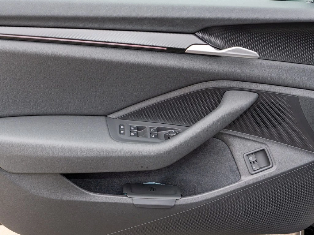 Škoda Superb Combi 1.5 TSI iV DSG Sportline