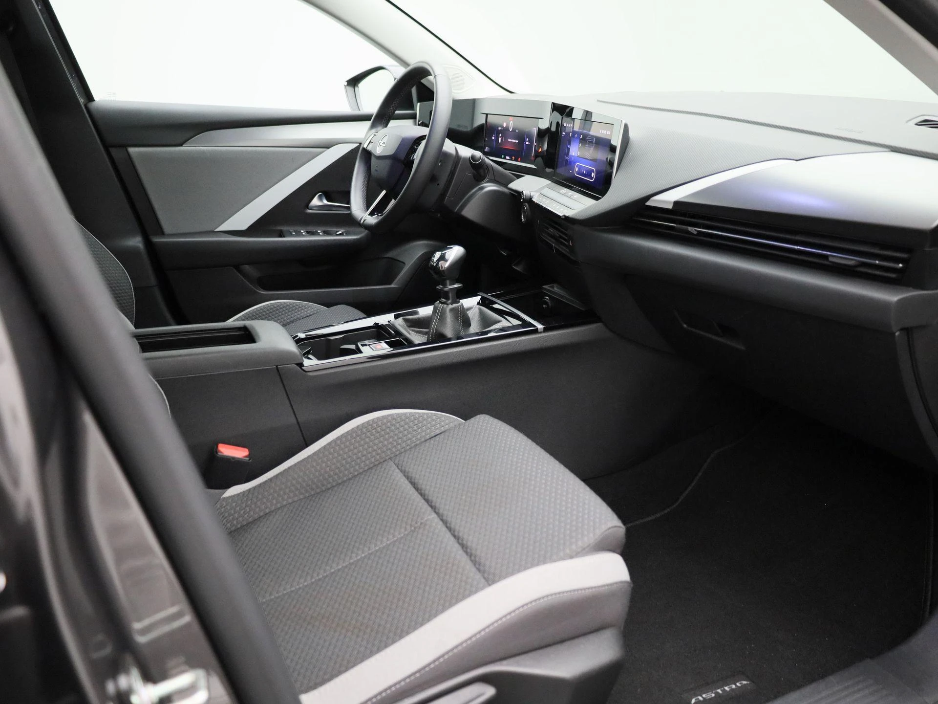 Opel-Astra-image-32