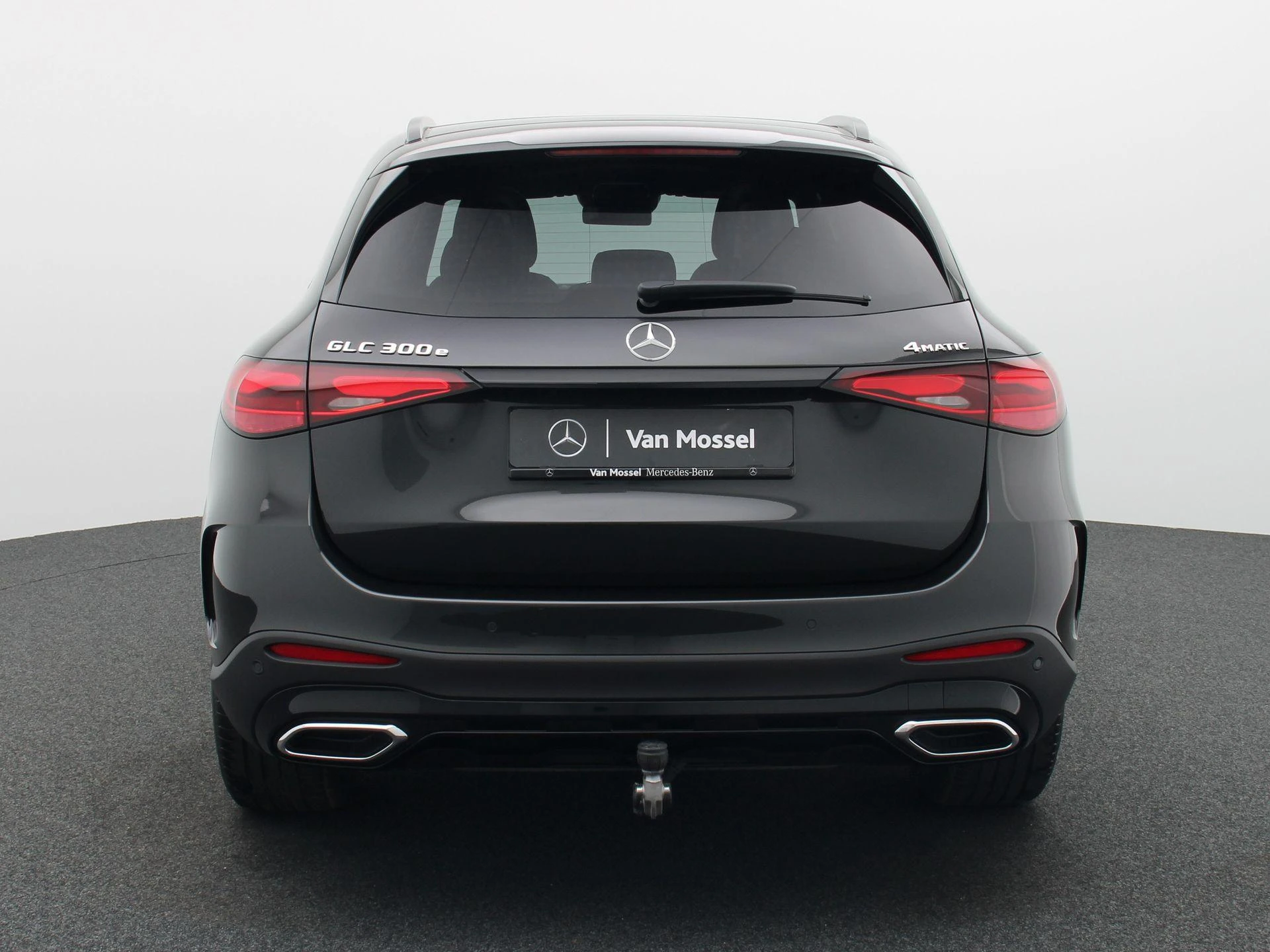 Mercedes-Benz-GLC-image-4