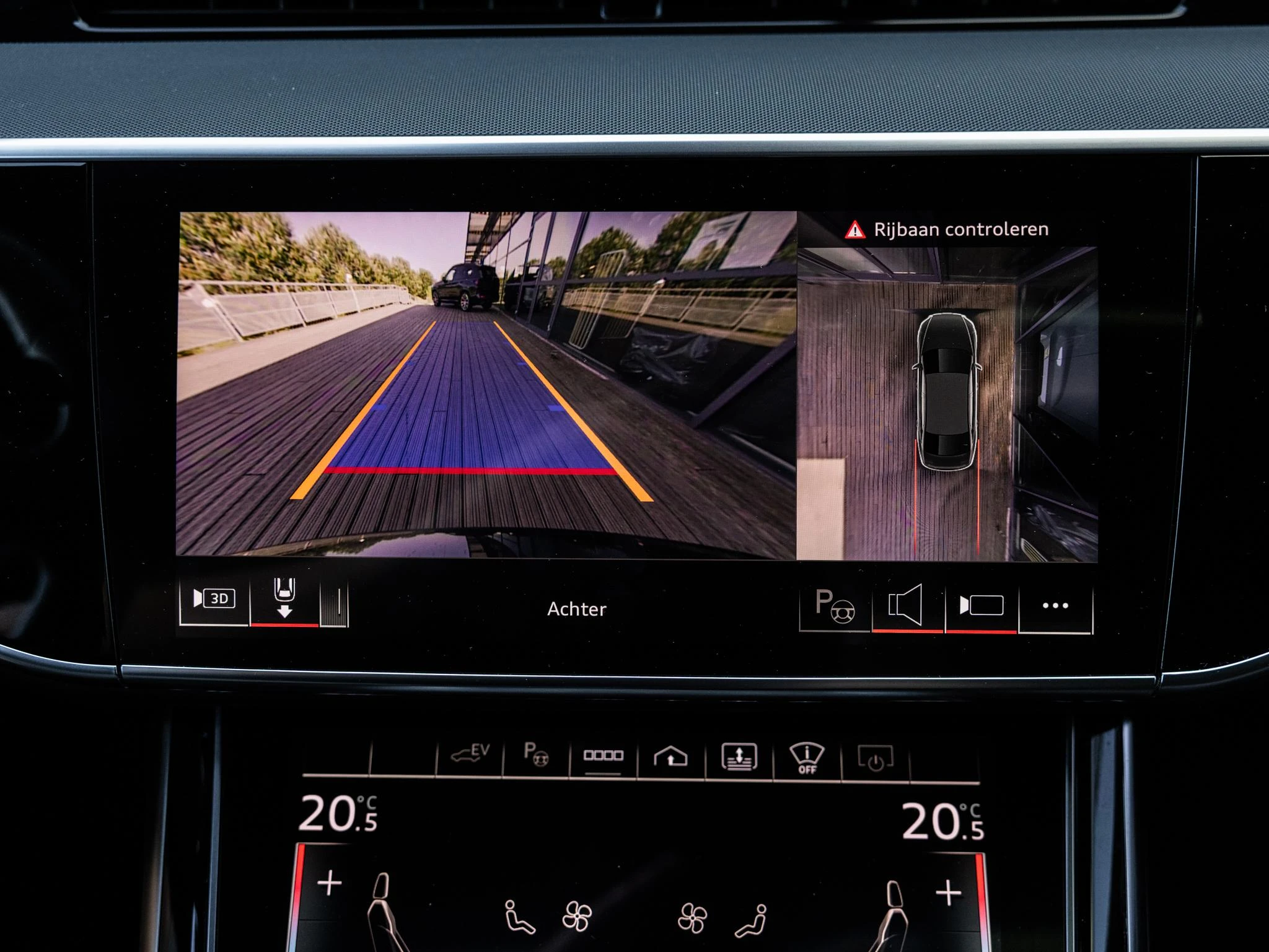 Audi A8 60 TFSI e quattro 462 PK