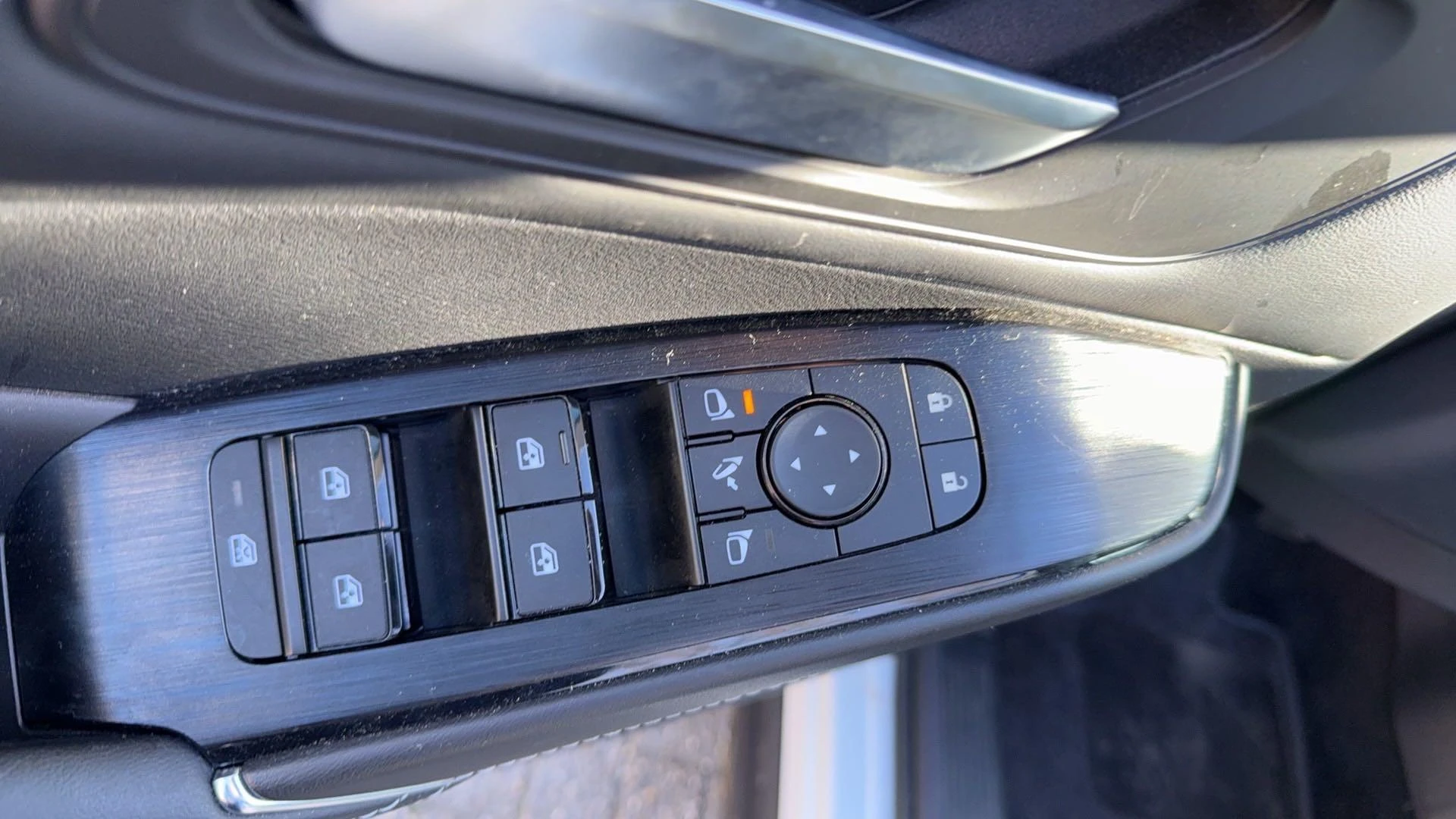 Nissan-QASHQAI-image-13