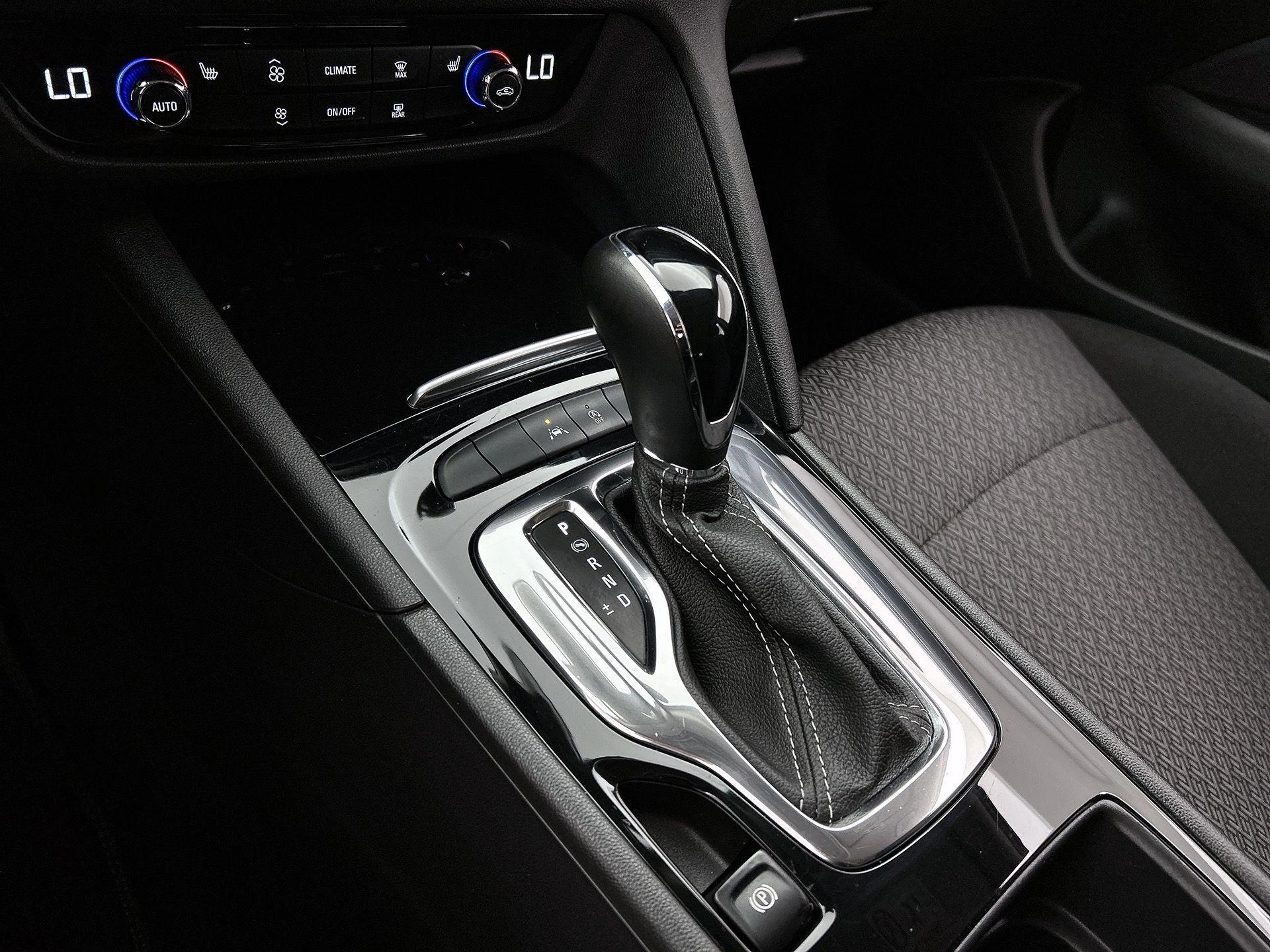 Opel-Insignia-image-12