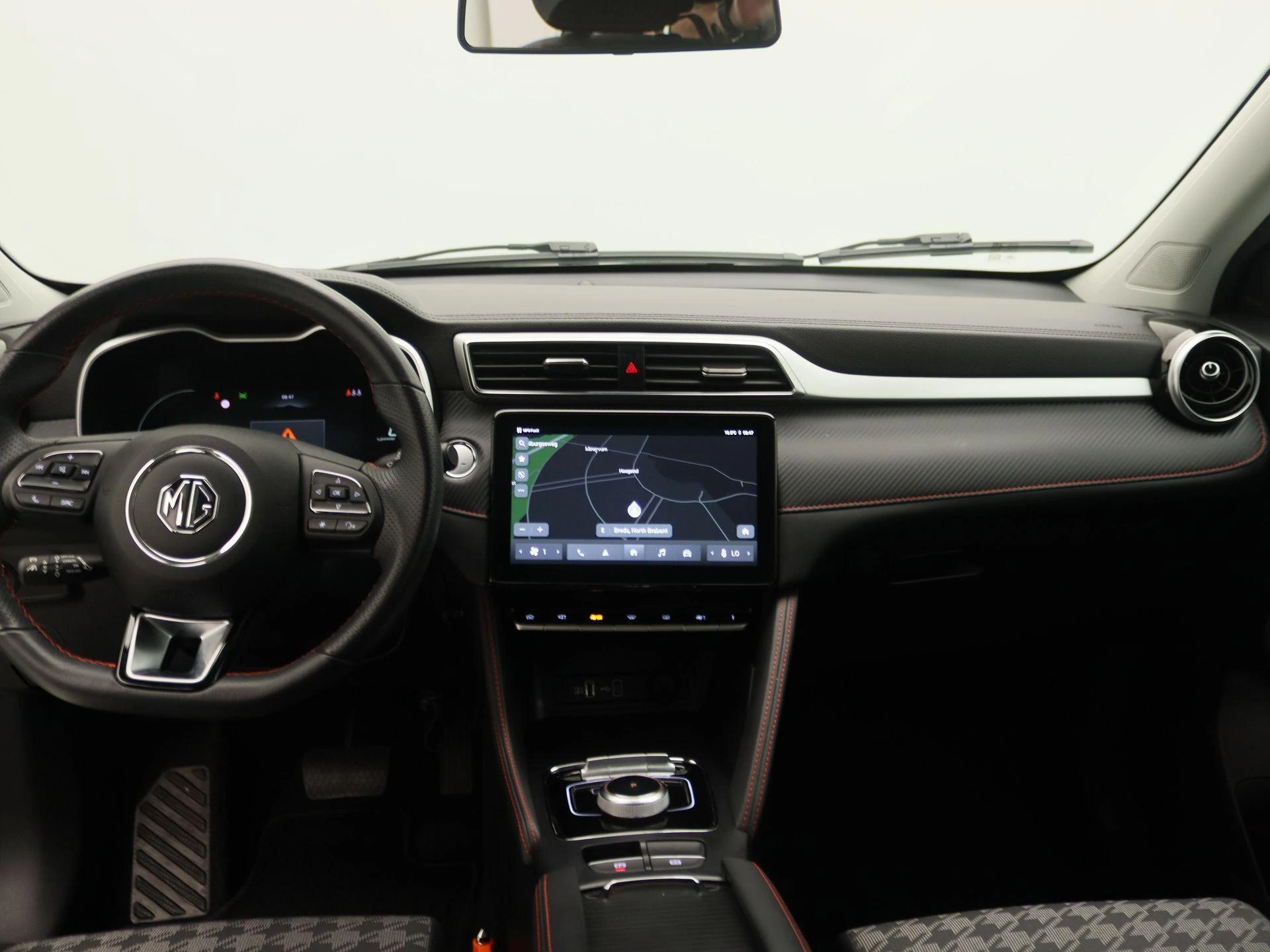 MG-ZS EV-image-6