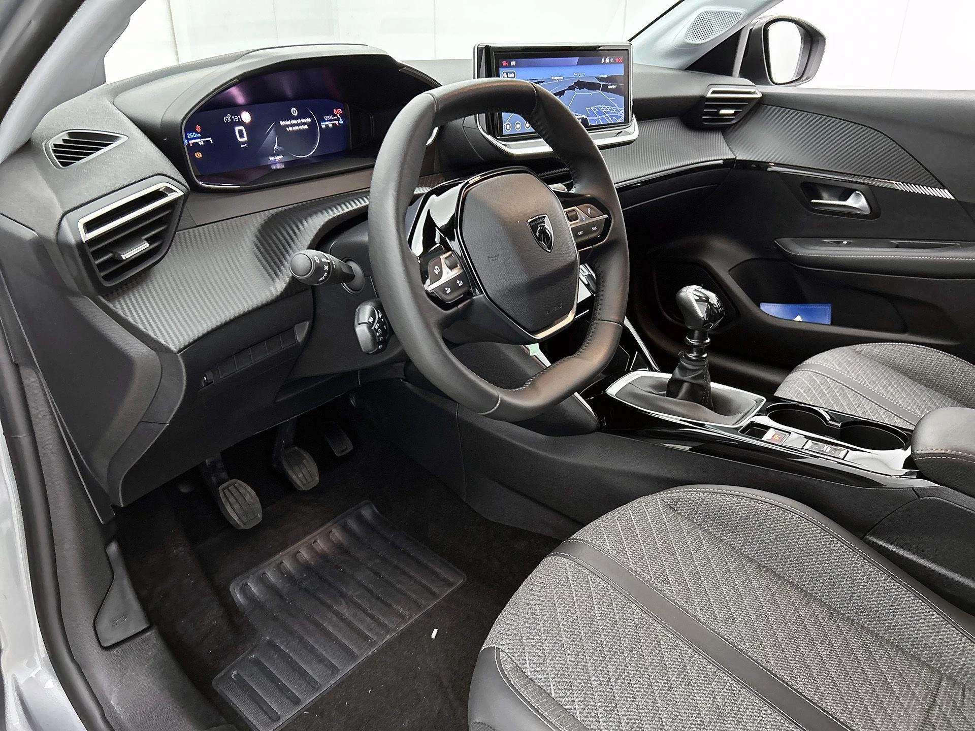 Peugeot 208 1.2 PureTech 100 Allure