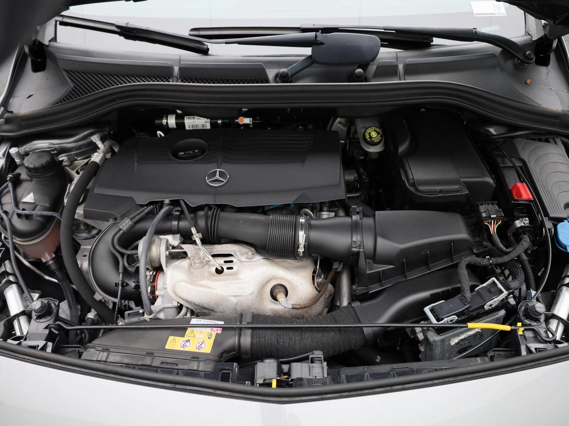 Mercedes-Benz-B-Klasse-image-47
