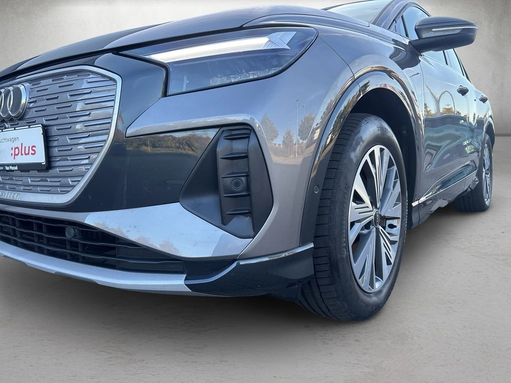 Audi-Q4 e-tron-image-4