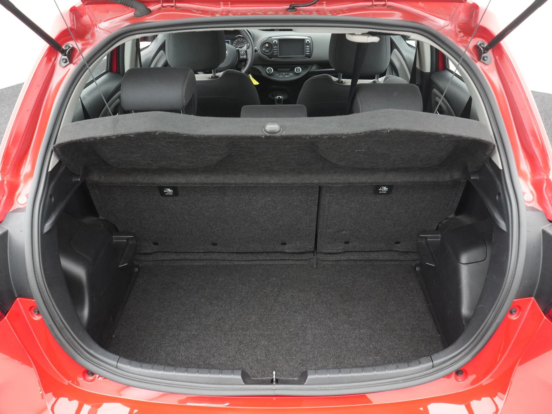 Toyota-Yaris-image-25