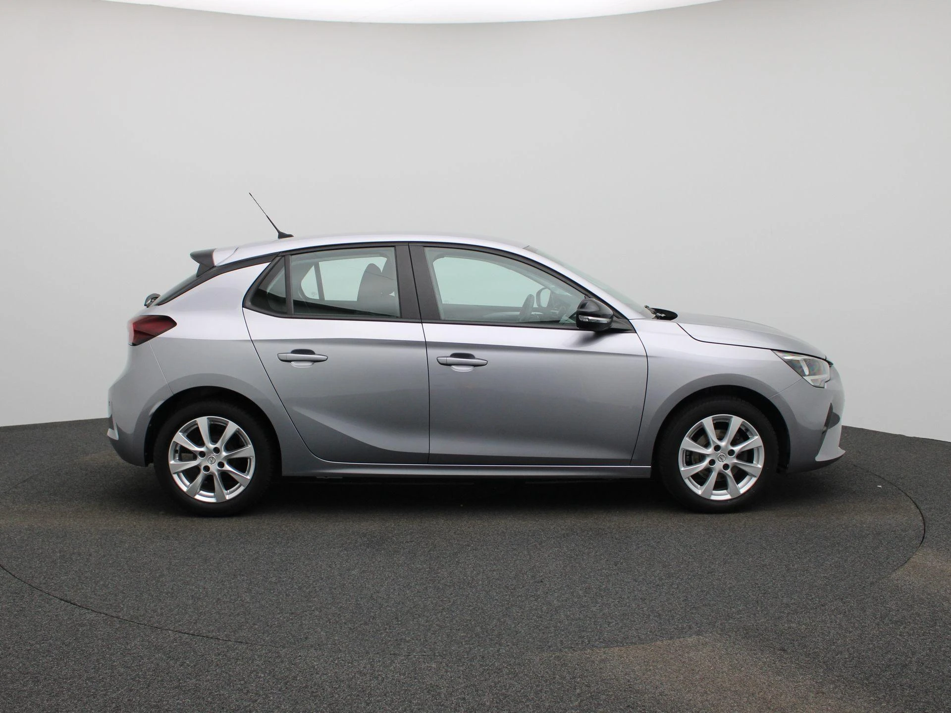 Opel-Corsa-image-7