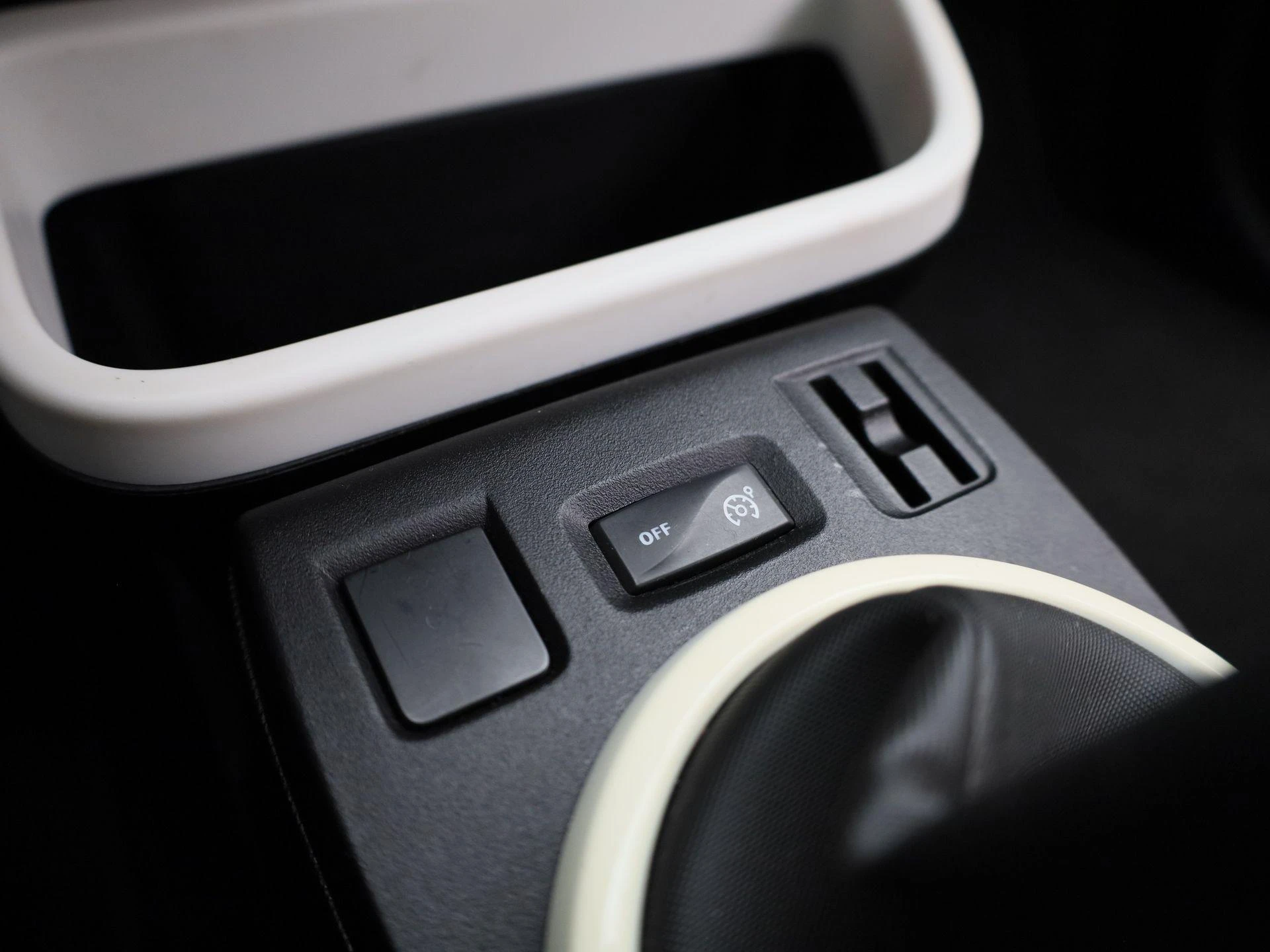 Renault-Twingo-image-24