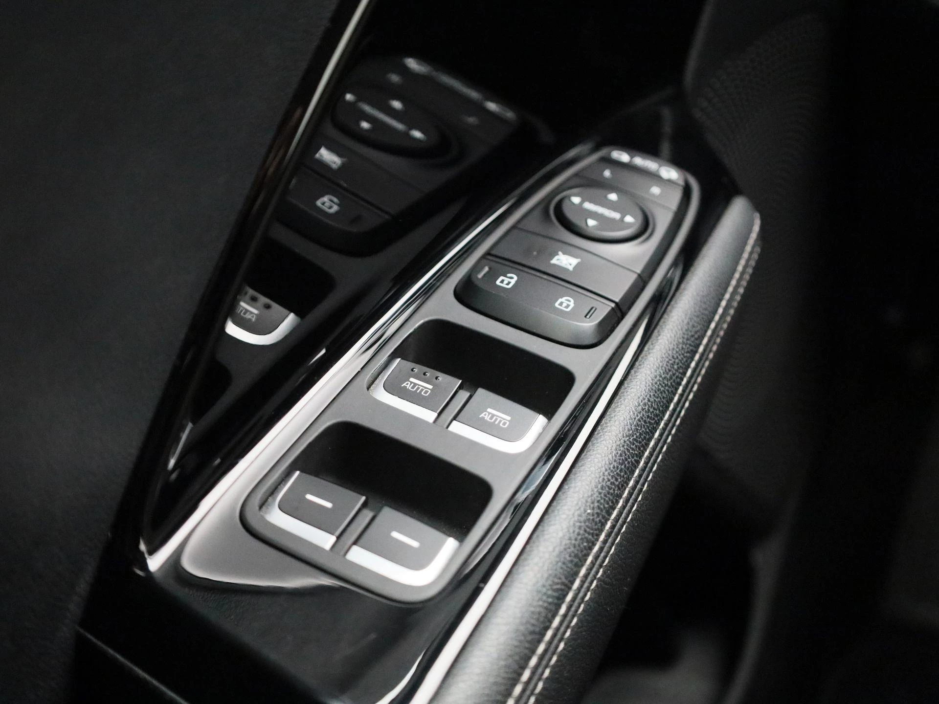 Kia-Niro-image-28