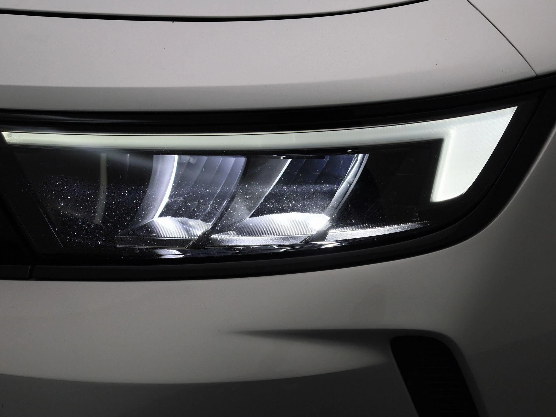 Opel-Astra-image-12