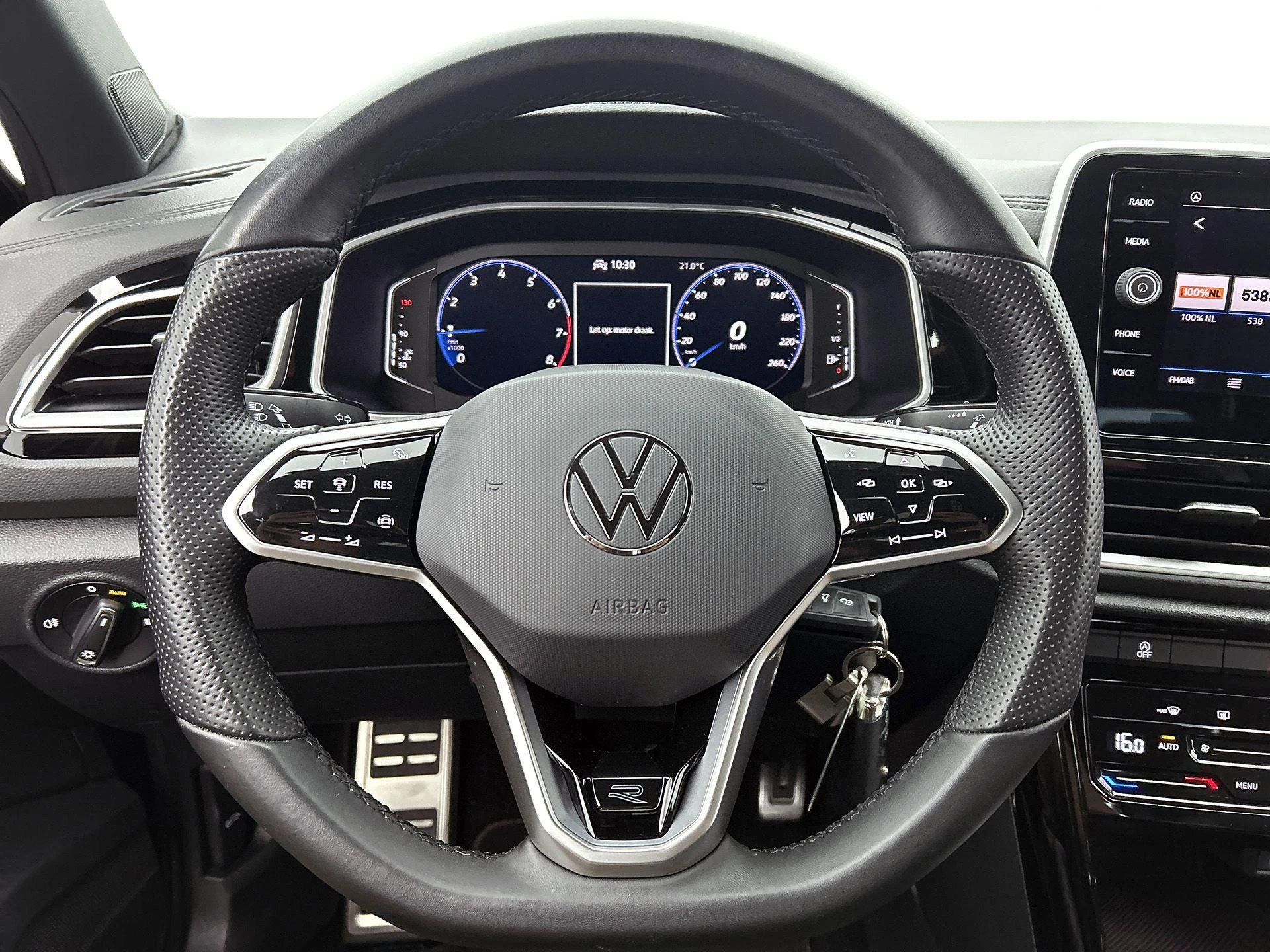 Volkswagen T-Roc 1.0 TSI R-Line | 110 PK |