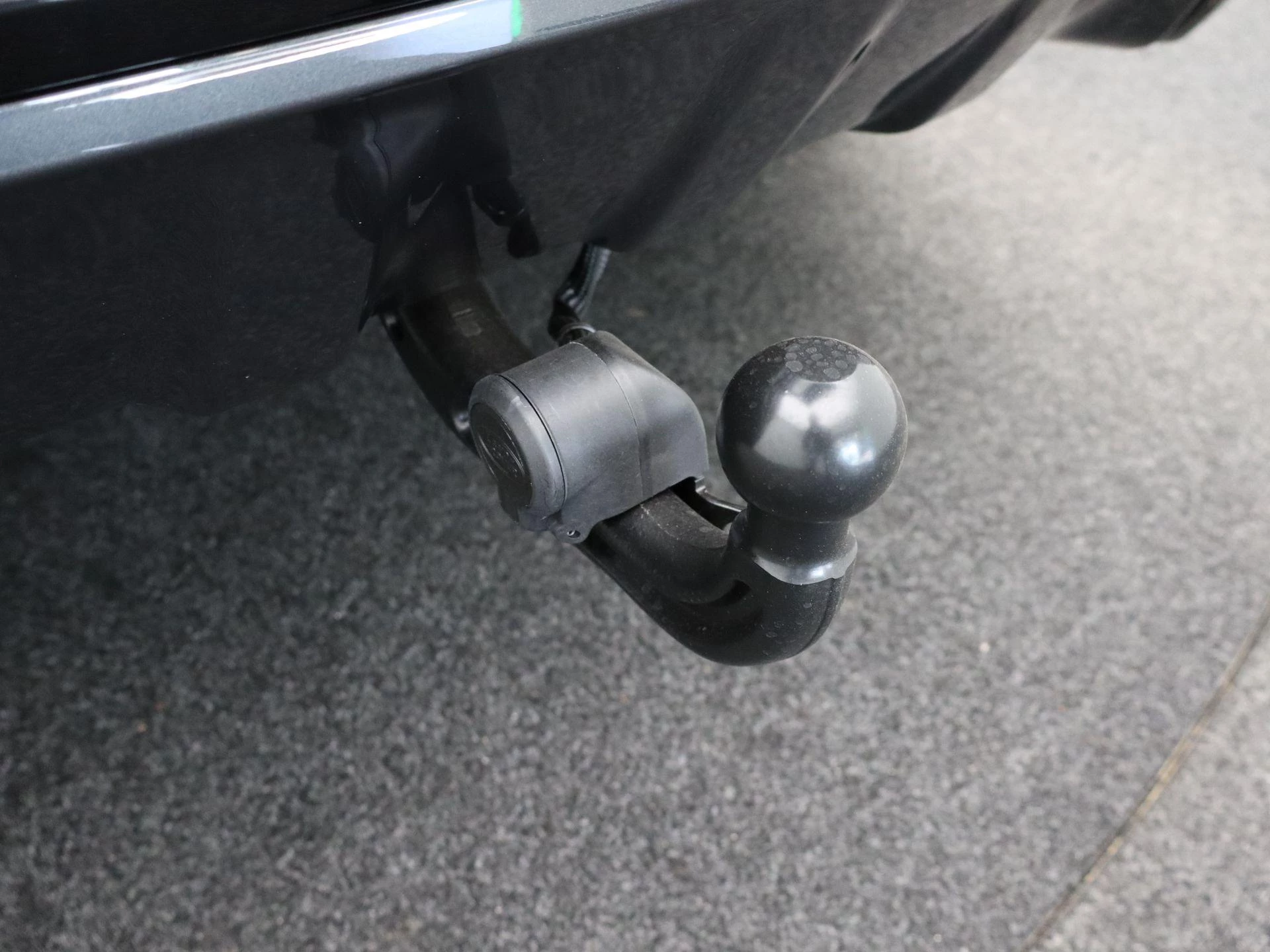 Land Rover-Discovery Sport-image-13