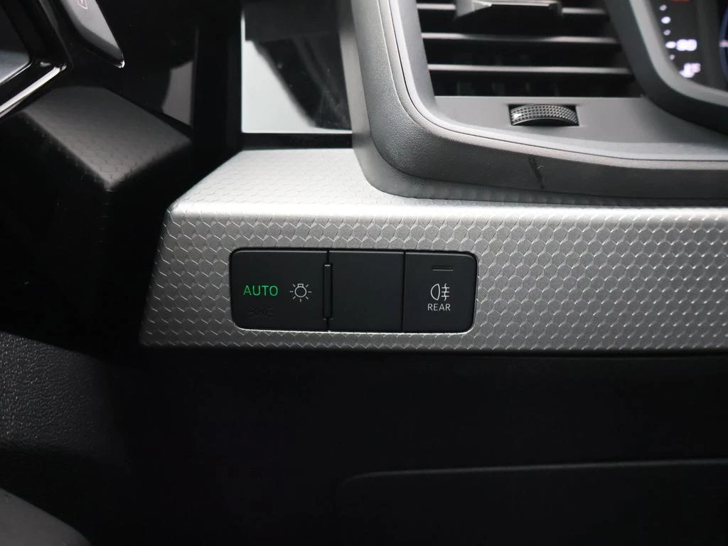 Audi A1 Sportback Audi A1 Sportback 25TFSI 95PK *AUTOMAAT*LEDER*SPORTZETELS*PDC*CRUISE*VIRTUAL COCKPIT*NAVI*APP-CONNECT*...*