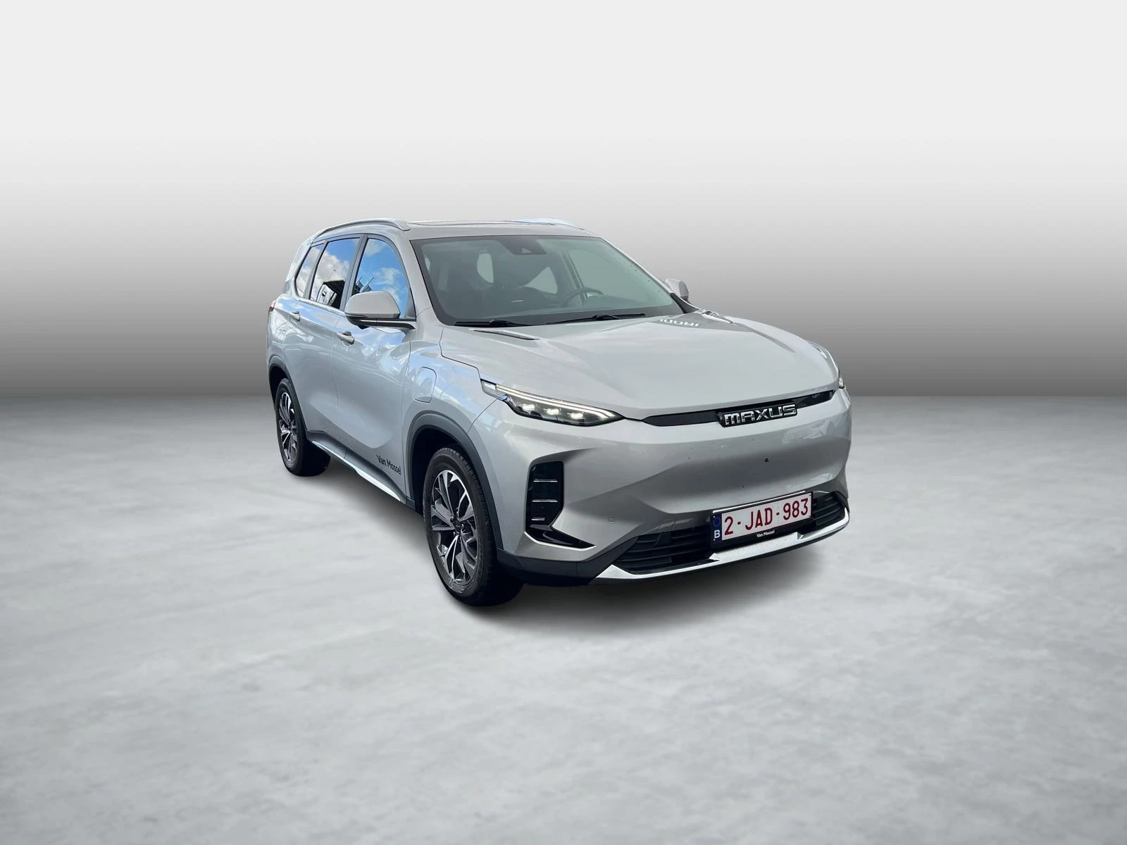 Maxus Euniq6