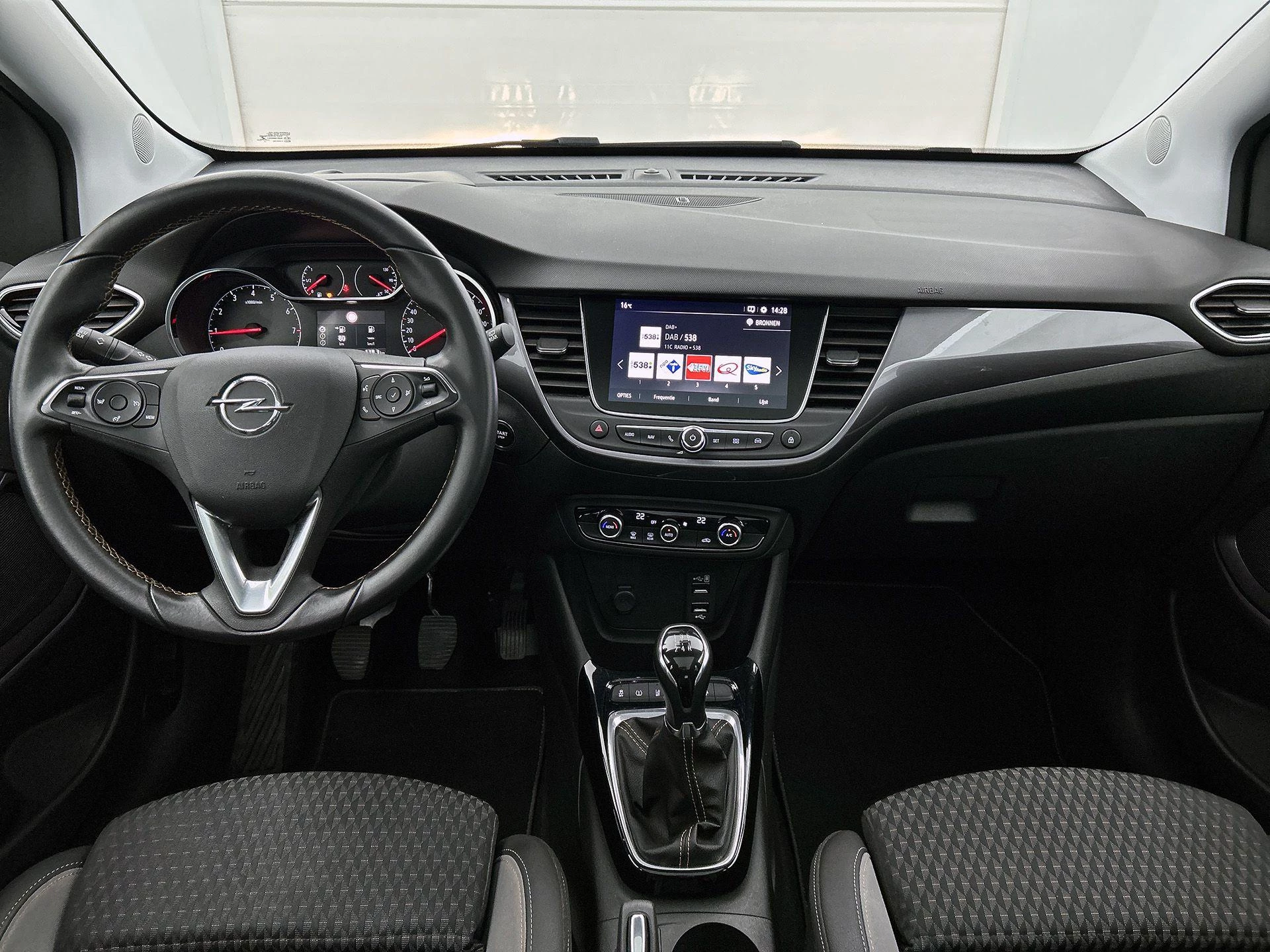 Opel-Crossland X-image-19