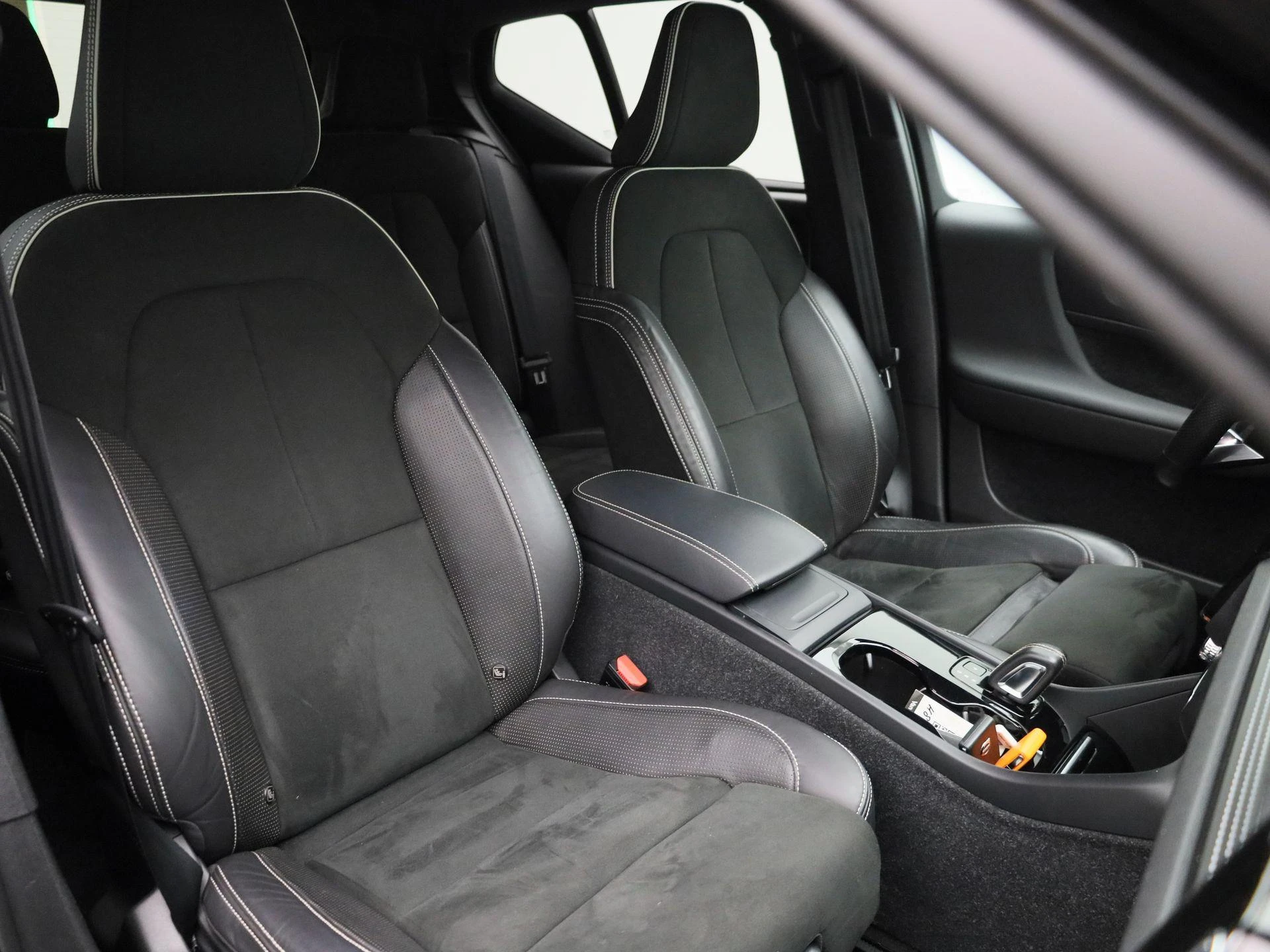 Volvo-XC40-image-42