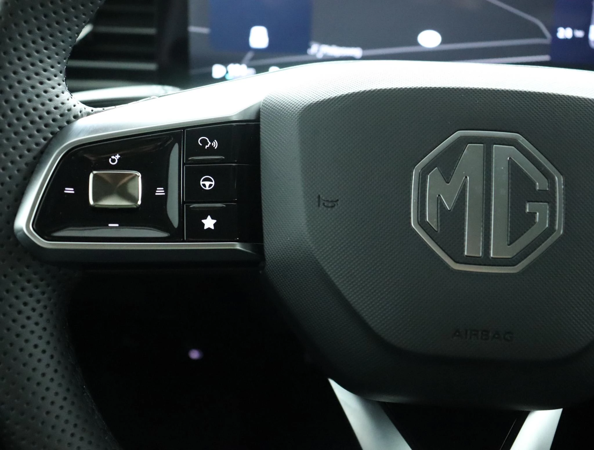 MG HS 1.5 Hybrid+ Aut. Luxury
