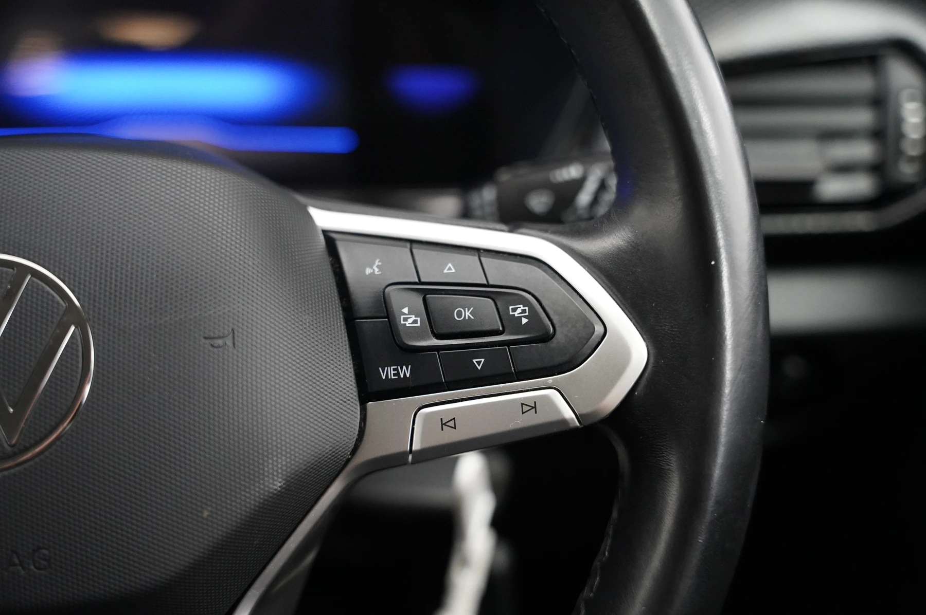 Volkswagen-T-Cross-image-17