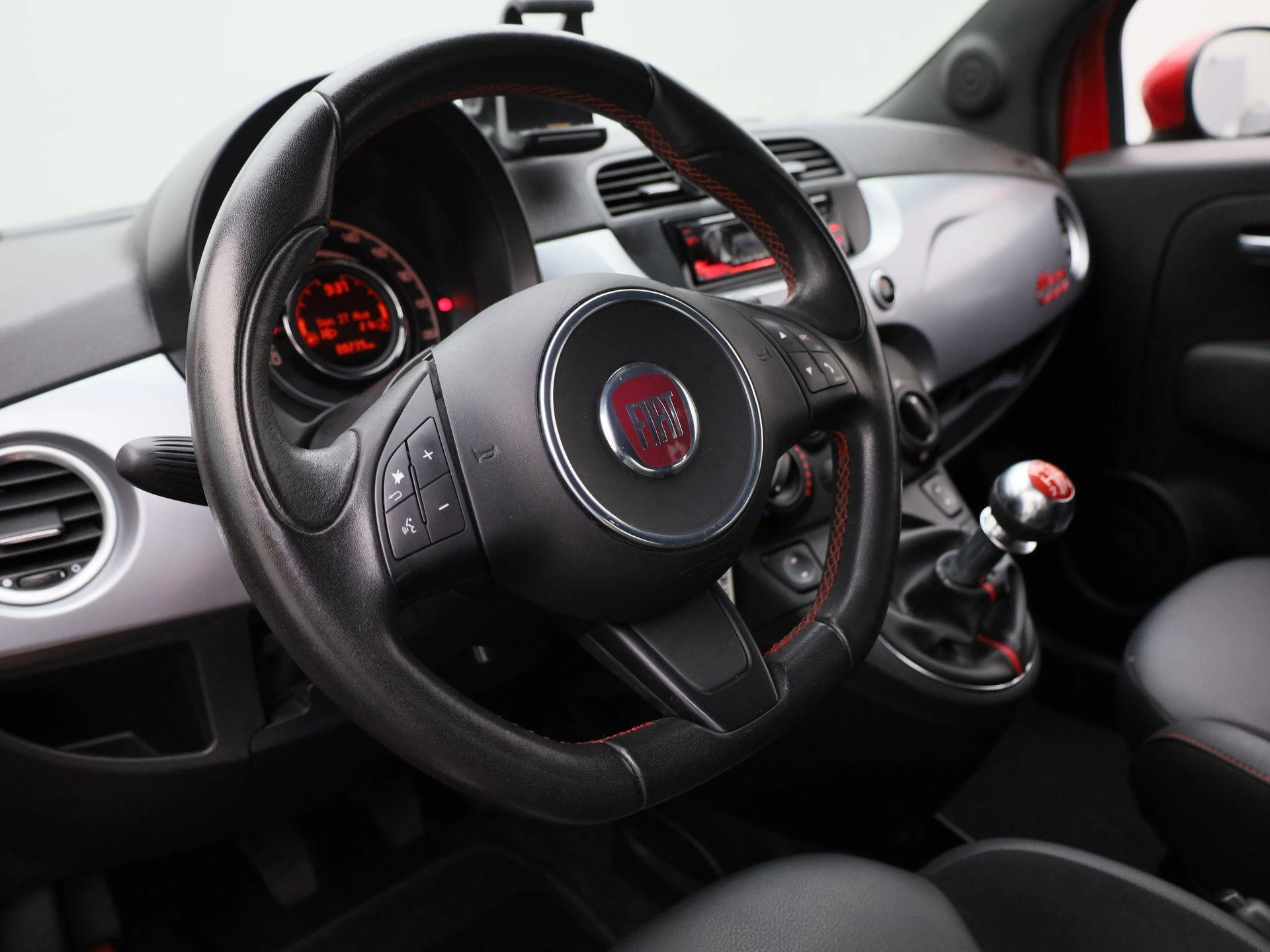 Fiat-500C-image-8