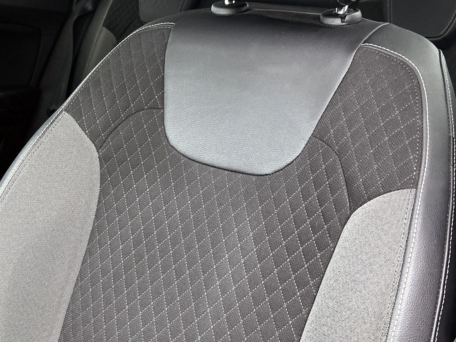 Opel Grandland X 1.2 Turbo Business Executive
