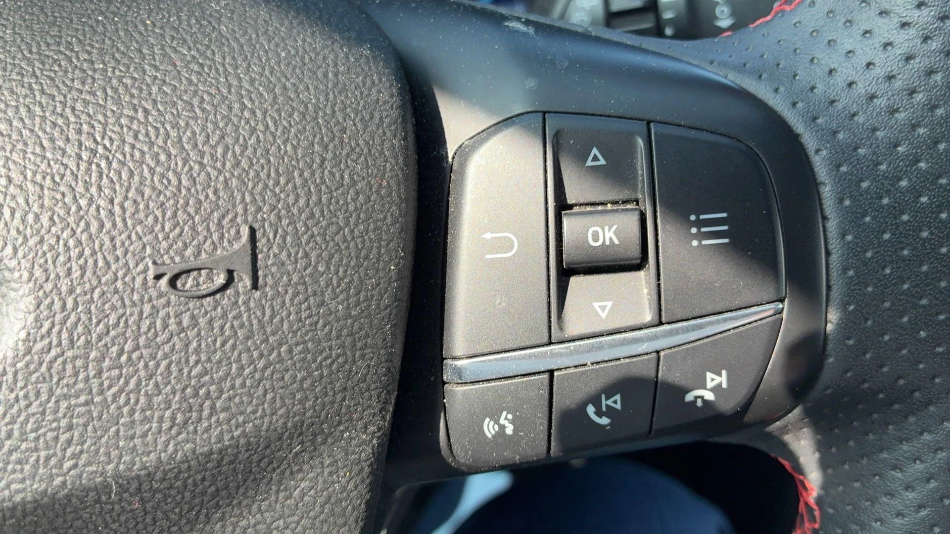 Ford-Kuga-image-14