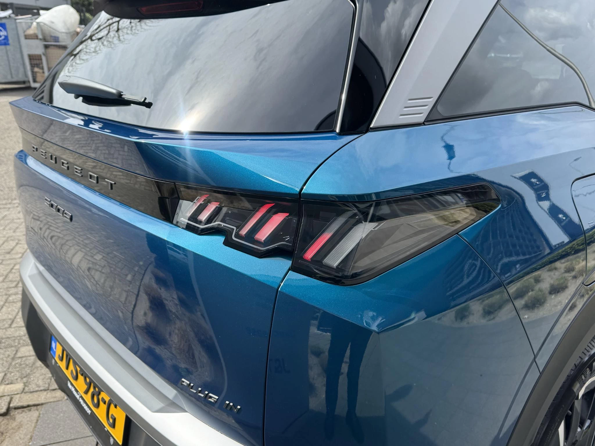 Peugeot-5008-image-11