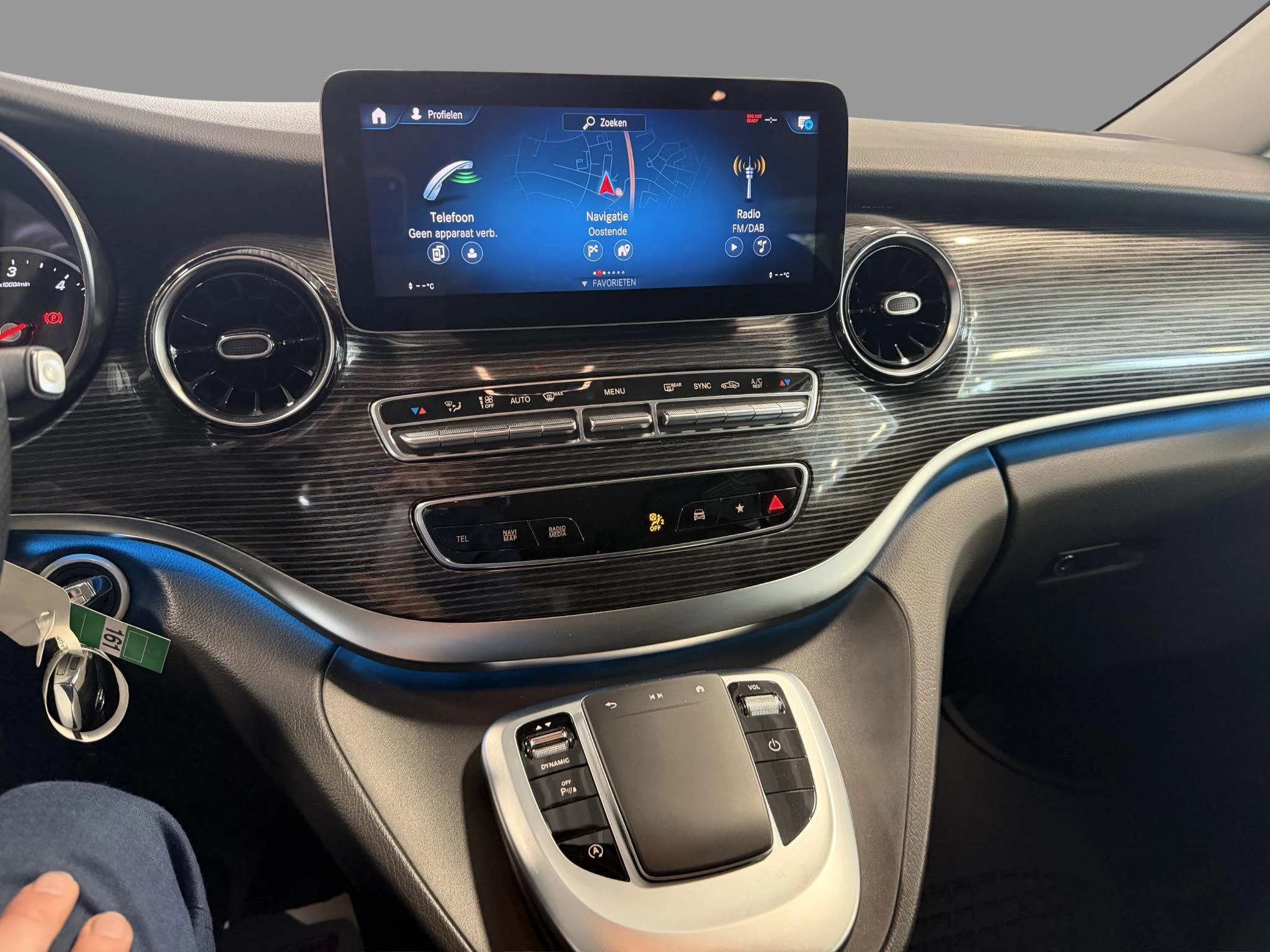 Mercedes-Benz Classe V 300 d L2 9G-TRONIC Avantgarde + LEDER + 6-ZIT + 360 CAMERA +