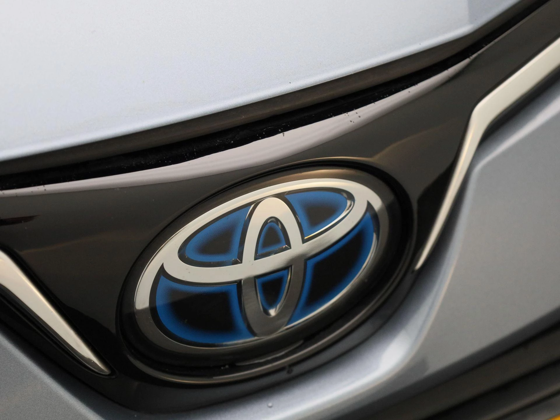 Toyota Corolla 1.8 Hybrid Business Plus