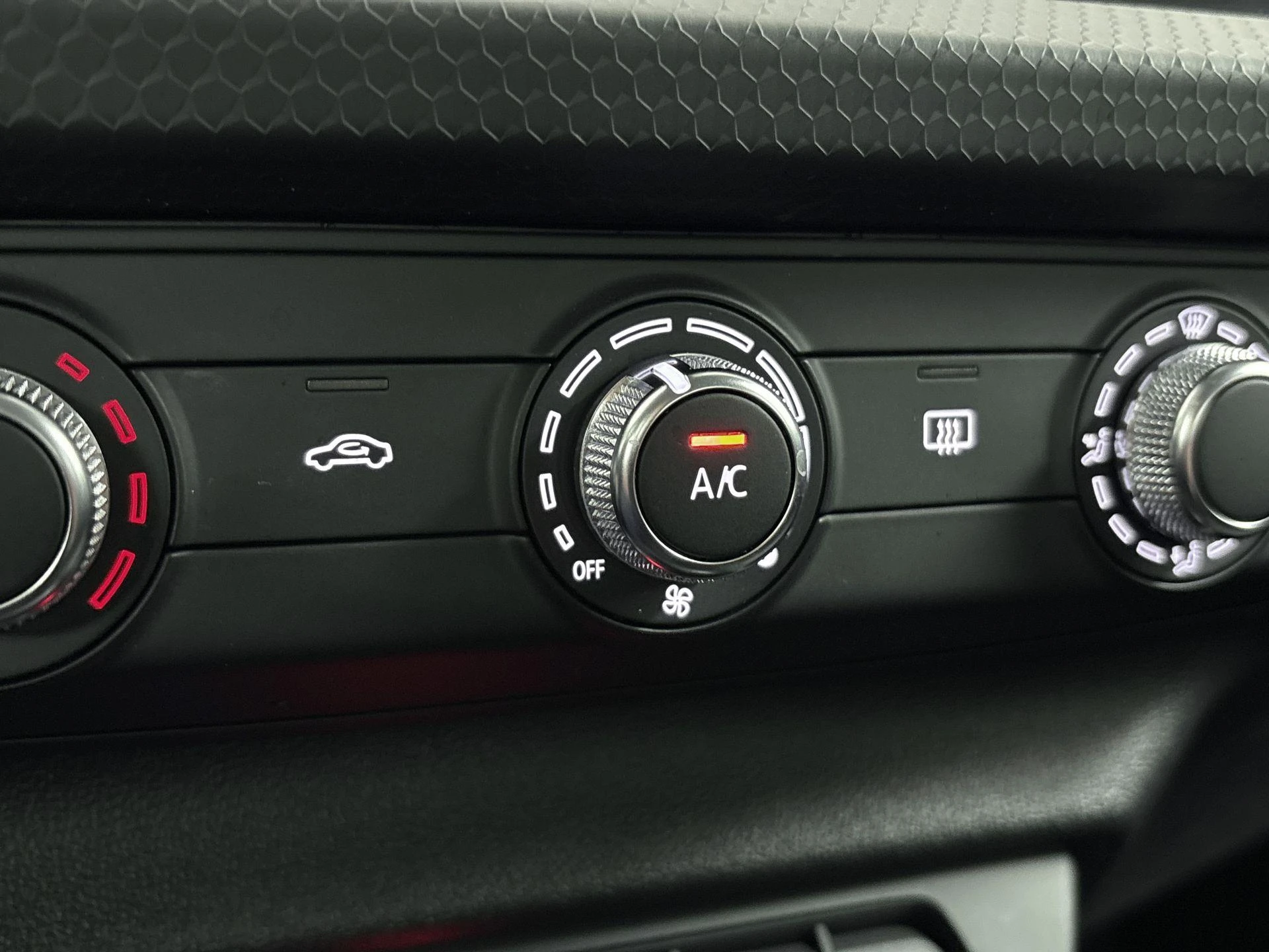 Audi-A1 Sportback-image-13