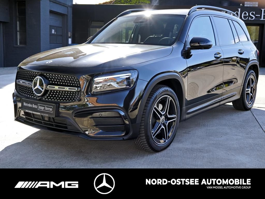 Mercedes-Benz-GLB-image-5
