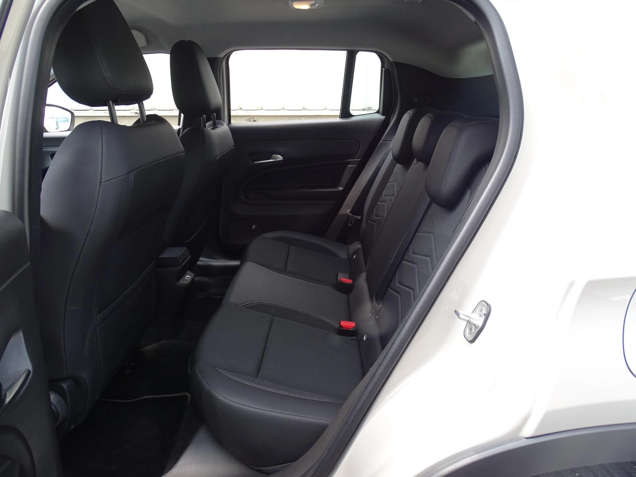Jeep Avenger 1.2T Altitude