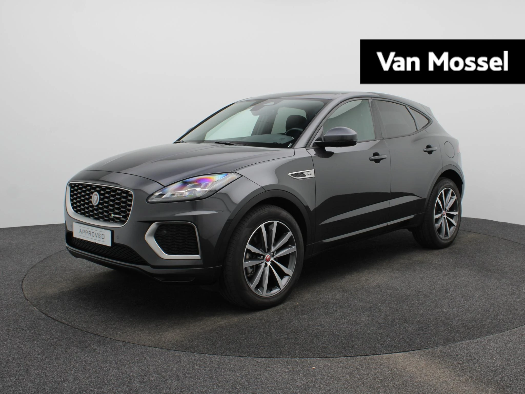 Jaguar-E-PACE-image-0