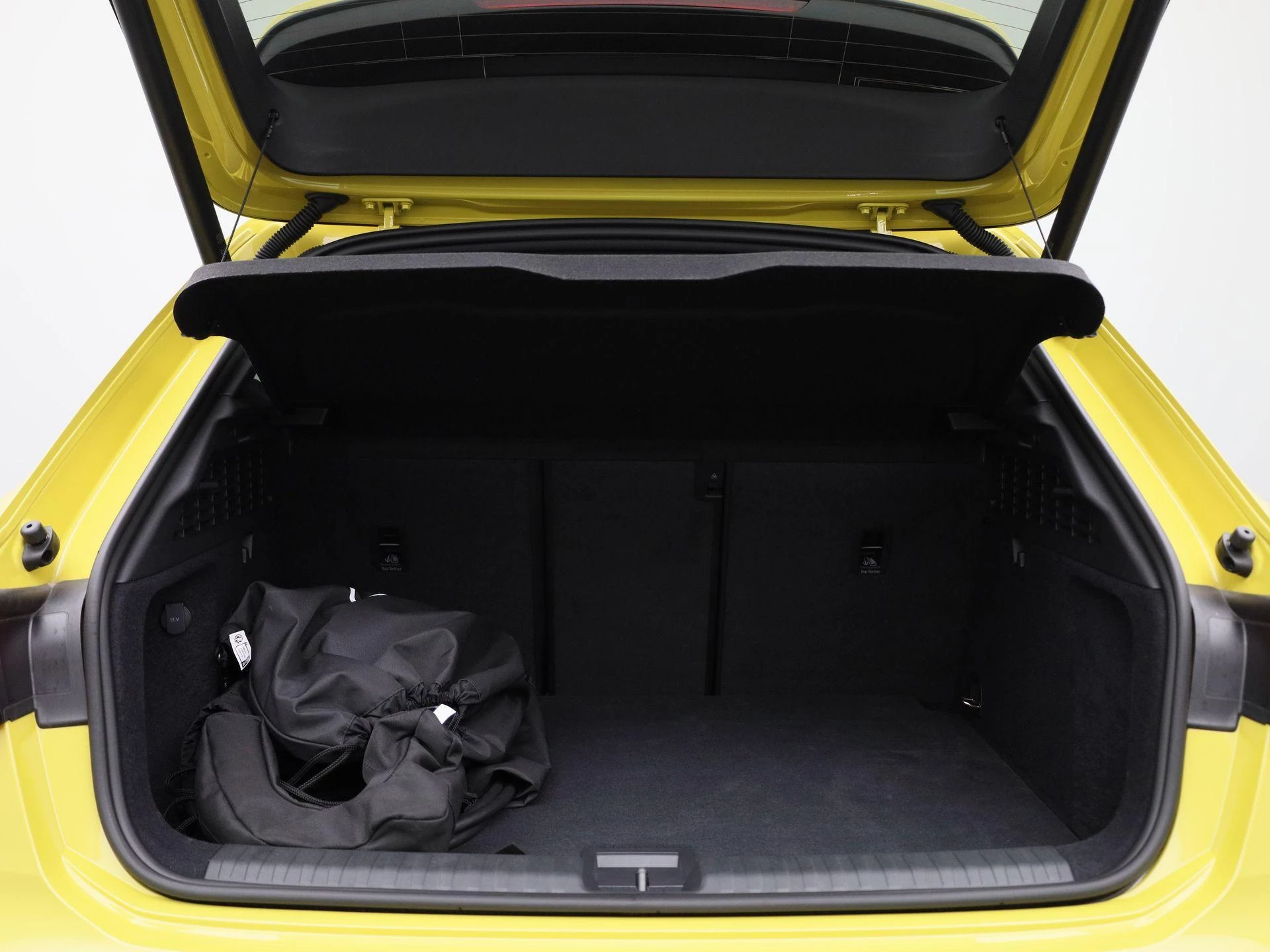 Audi A3 allstreet 40 TFSI e Advanced 204 PK