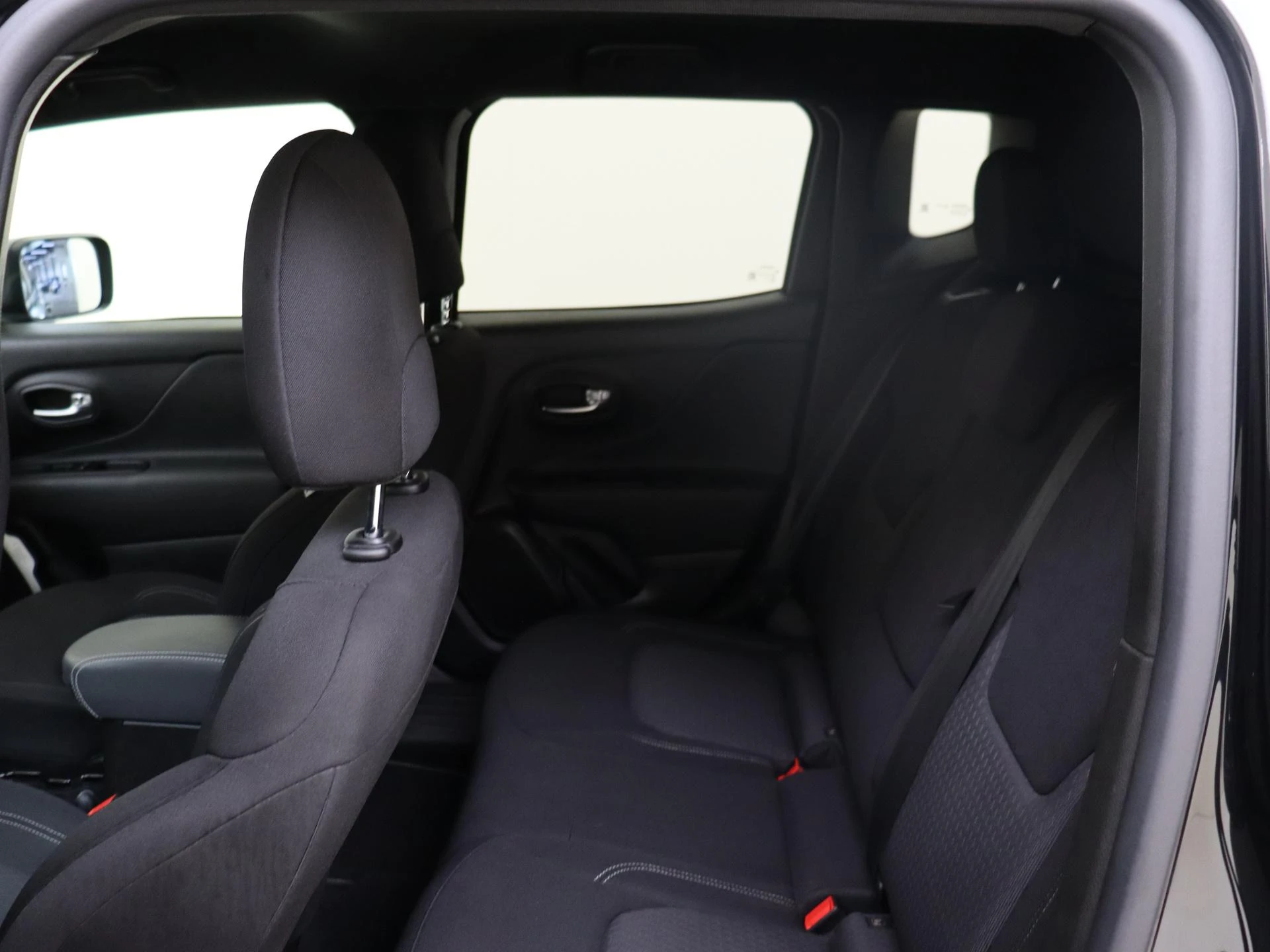 Jeep-Renegade-image-15