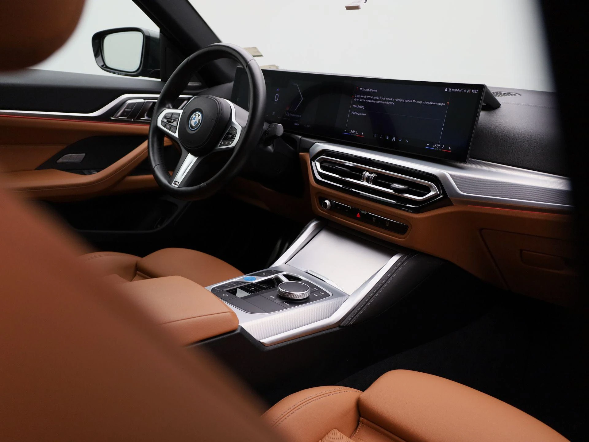 BMW-i4-image-48