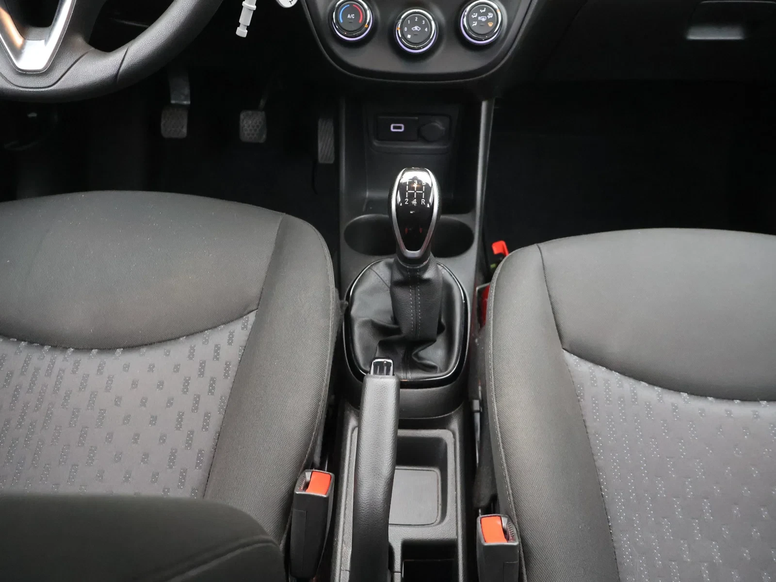 Opel-KARL-image-13