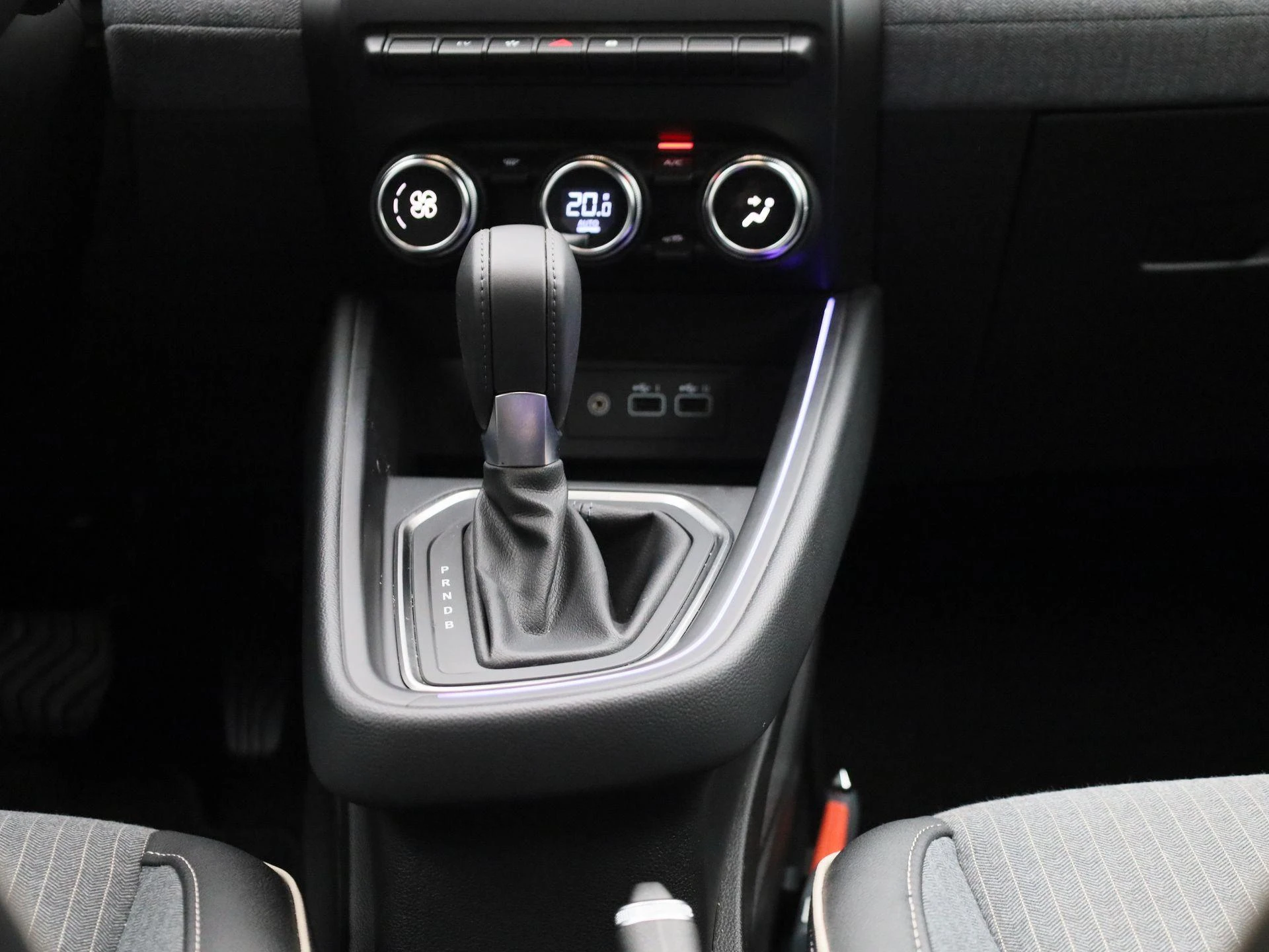 Renault-Clio-image-9