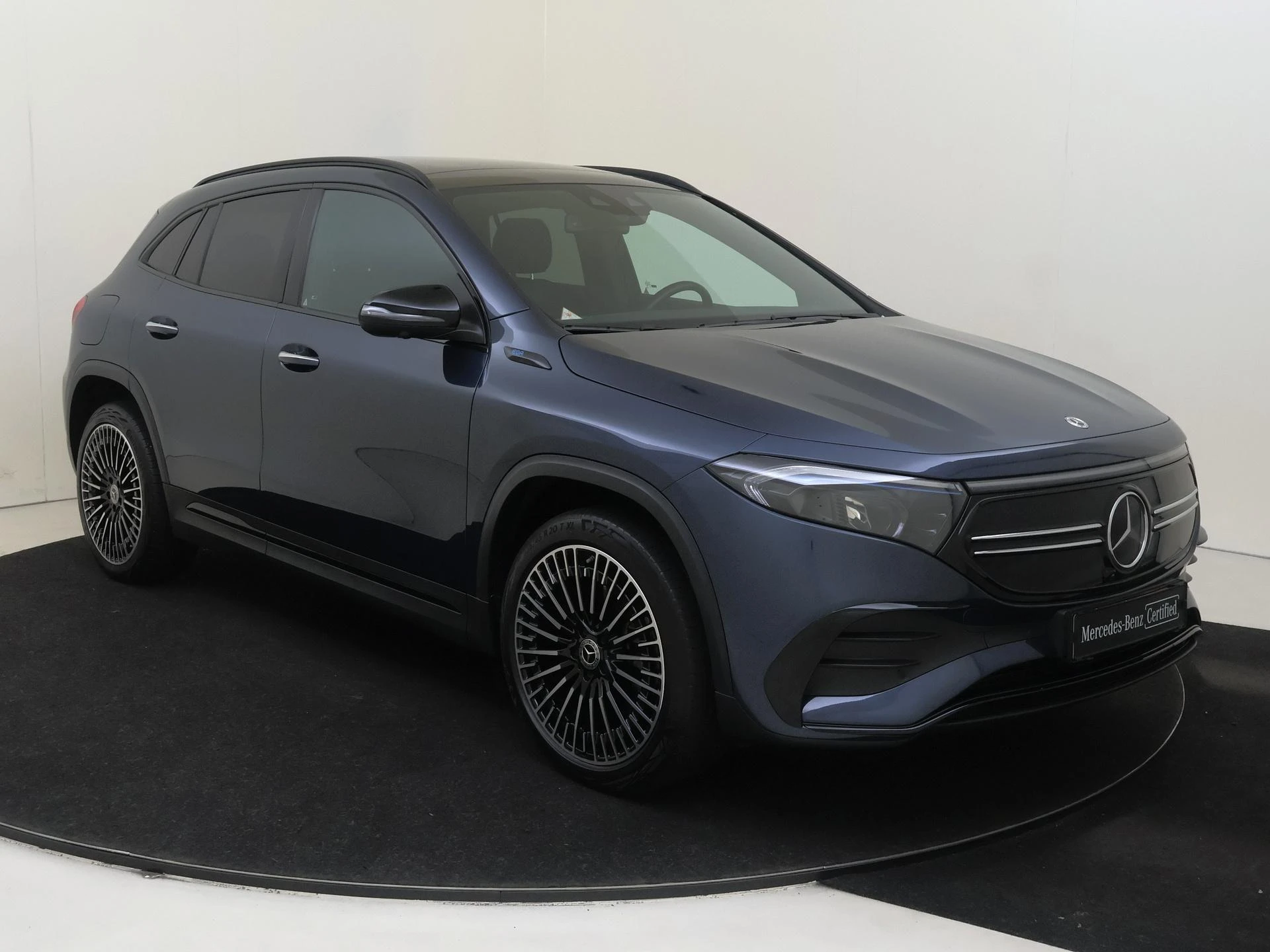 Mercedes-Benz-EQA-image-1