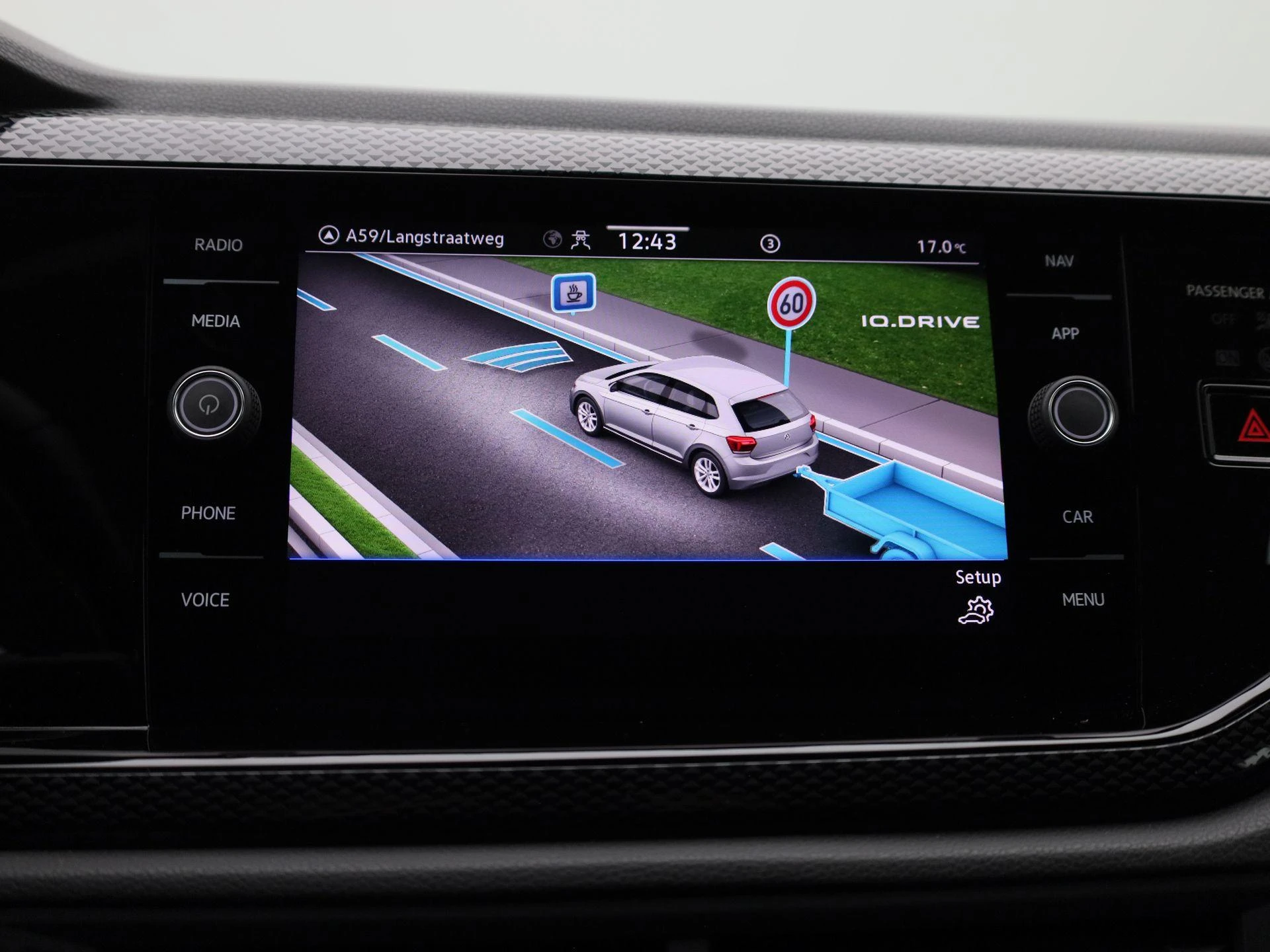 Volkswagen-Polo-image-26