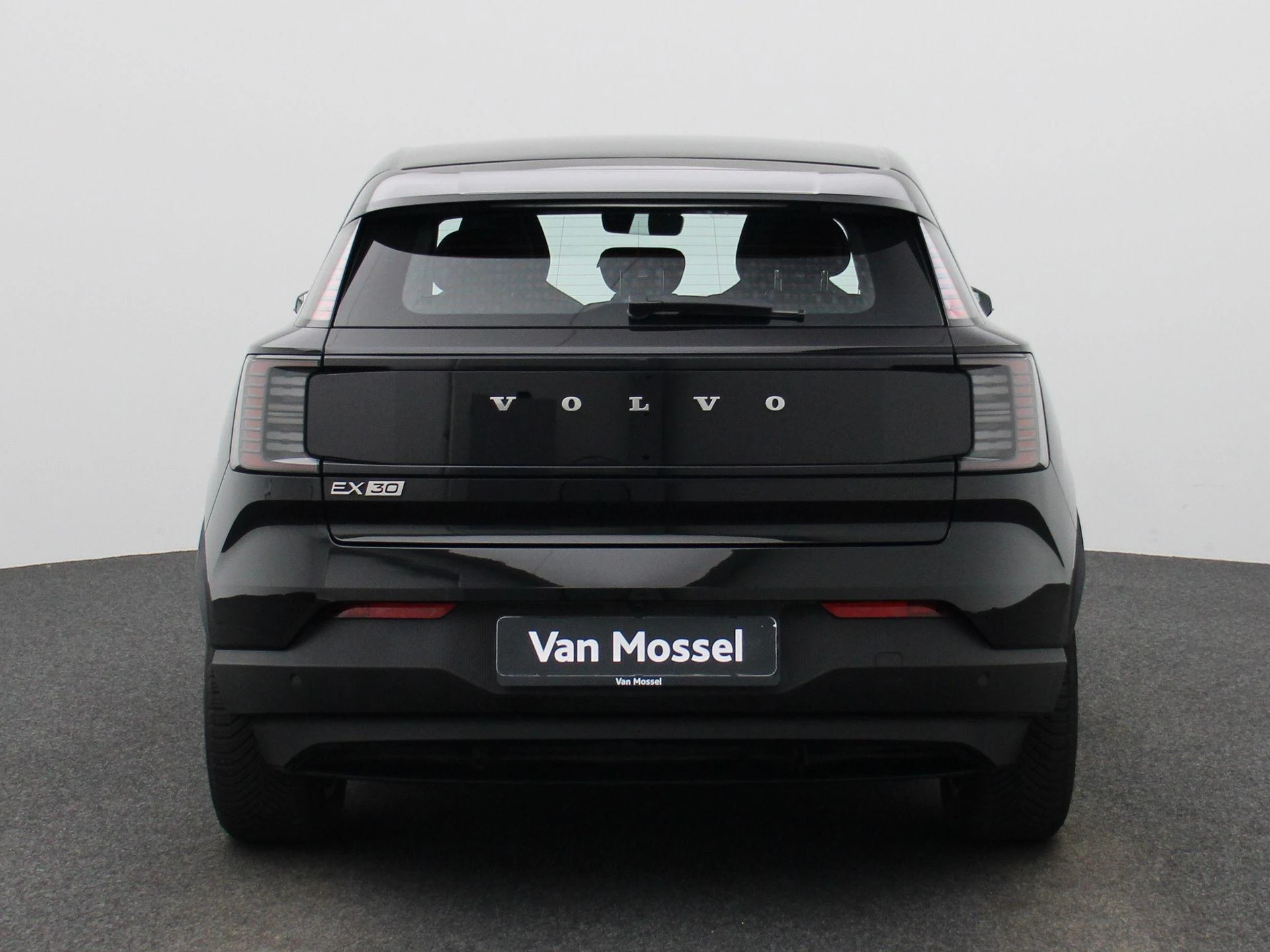 Volvo-EX30-image-4