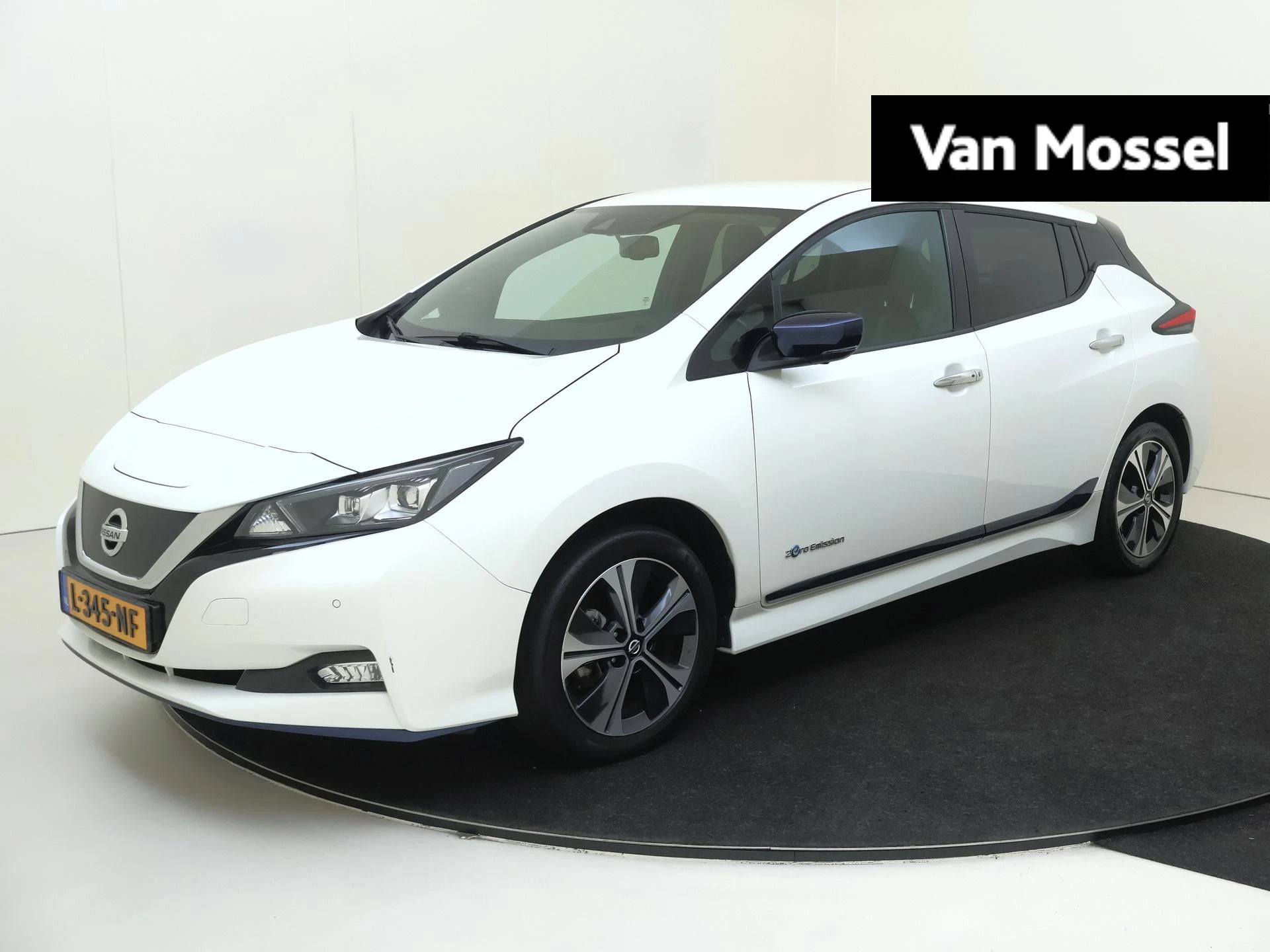 Nissan-Leaf-image-0