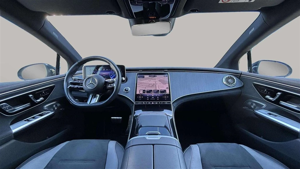 Mercedes-Benz-EQE-image-11