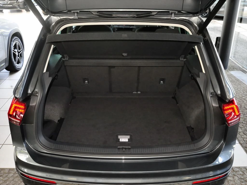 Volkswagen-Tiguan-image-10