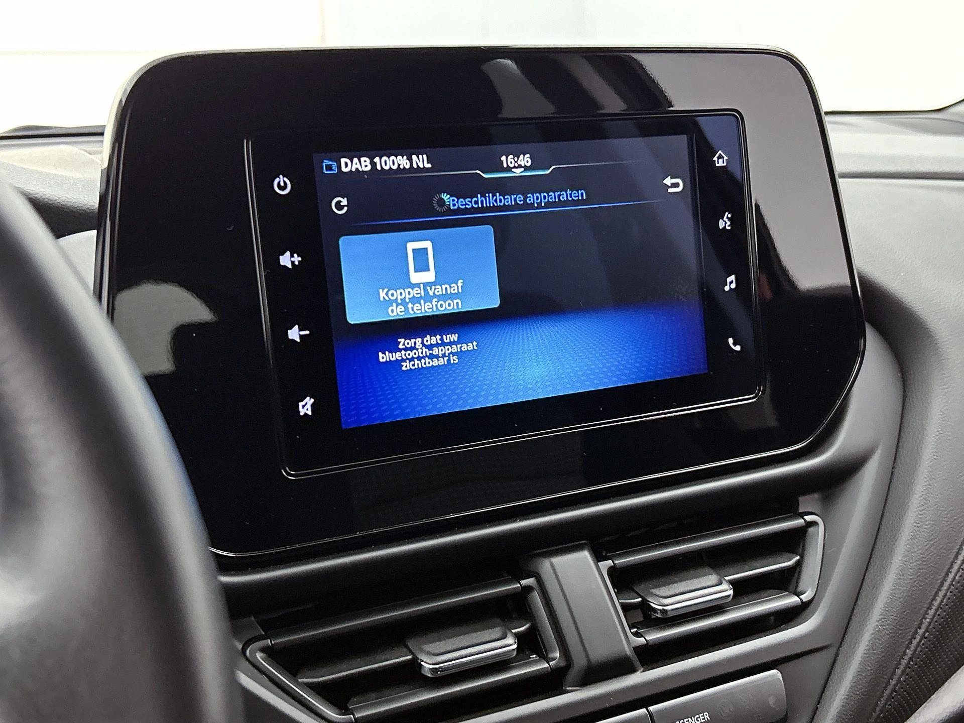 Suzuki-S-Cross-image-13