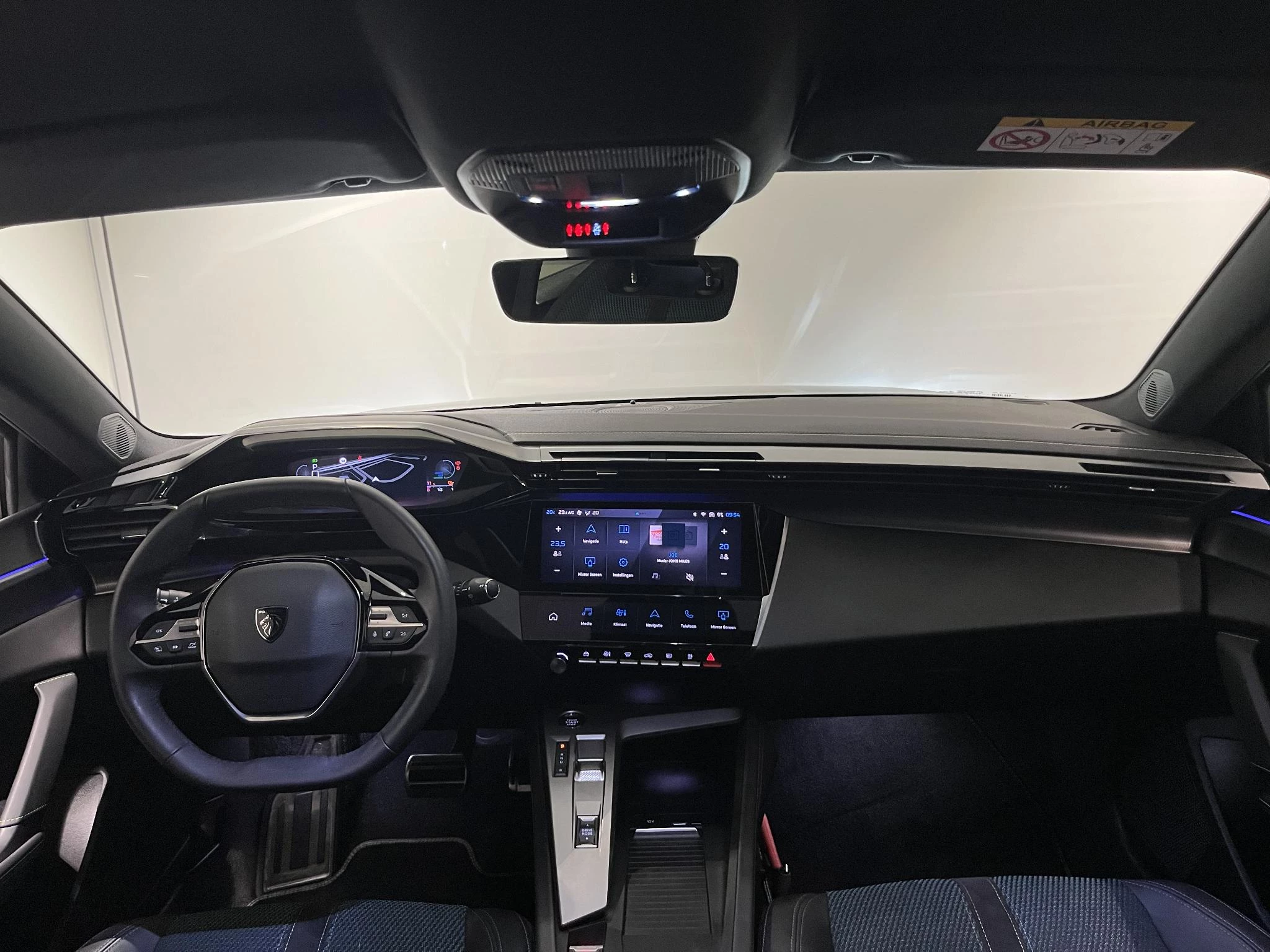 Peugeot-e-308-image-17