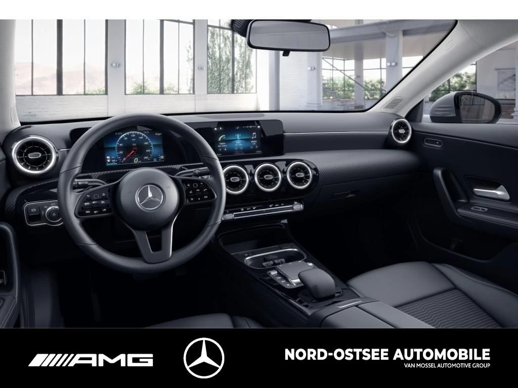 Mercedes-Benz CLA 250 e SB KAMERA PANO TEMPOMAT LED SITZH