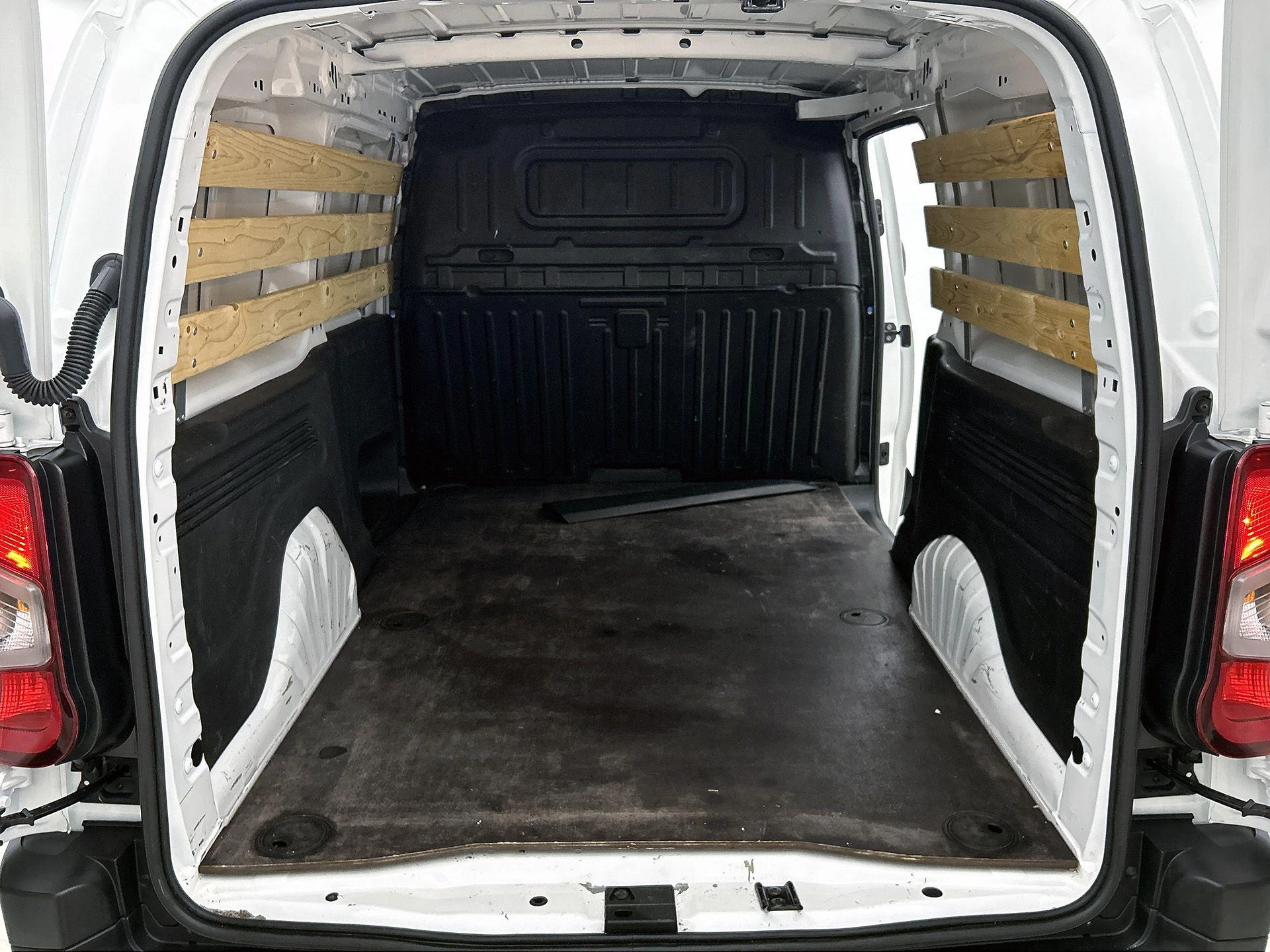Opel-Combo-image-23
