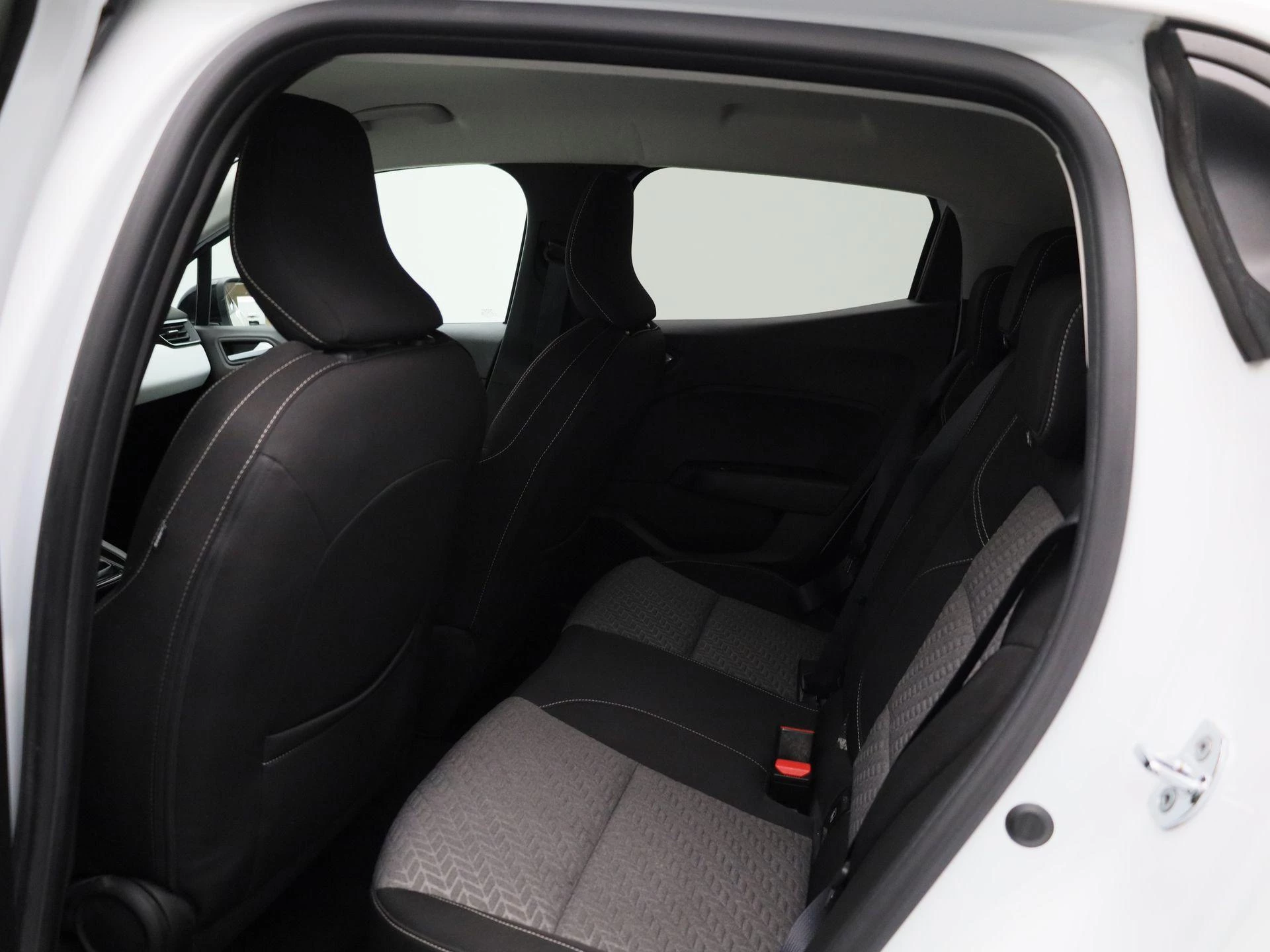 Renault-Clio-image-9